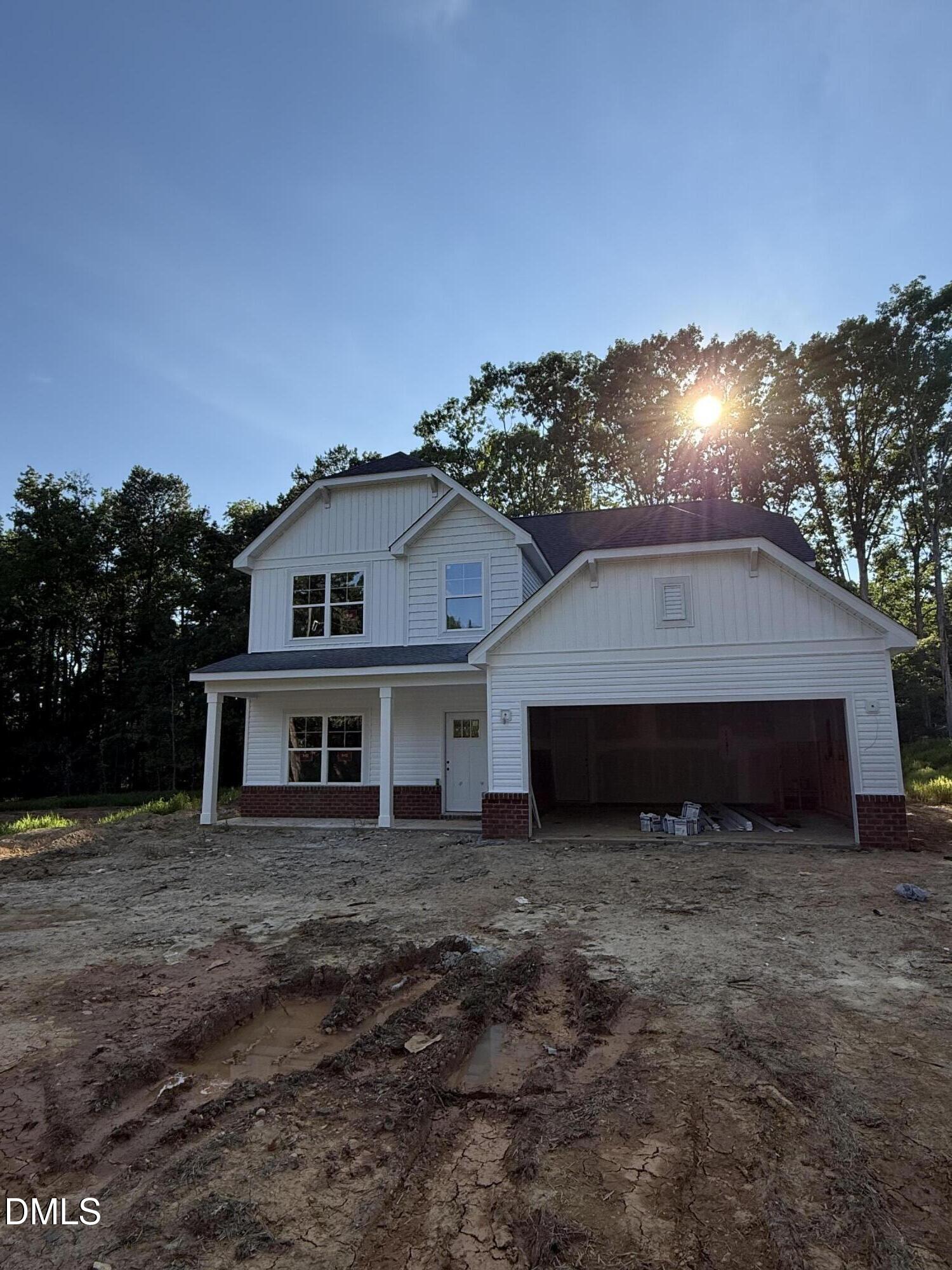 713 Crestview Drive Property Photo 1