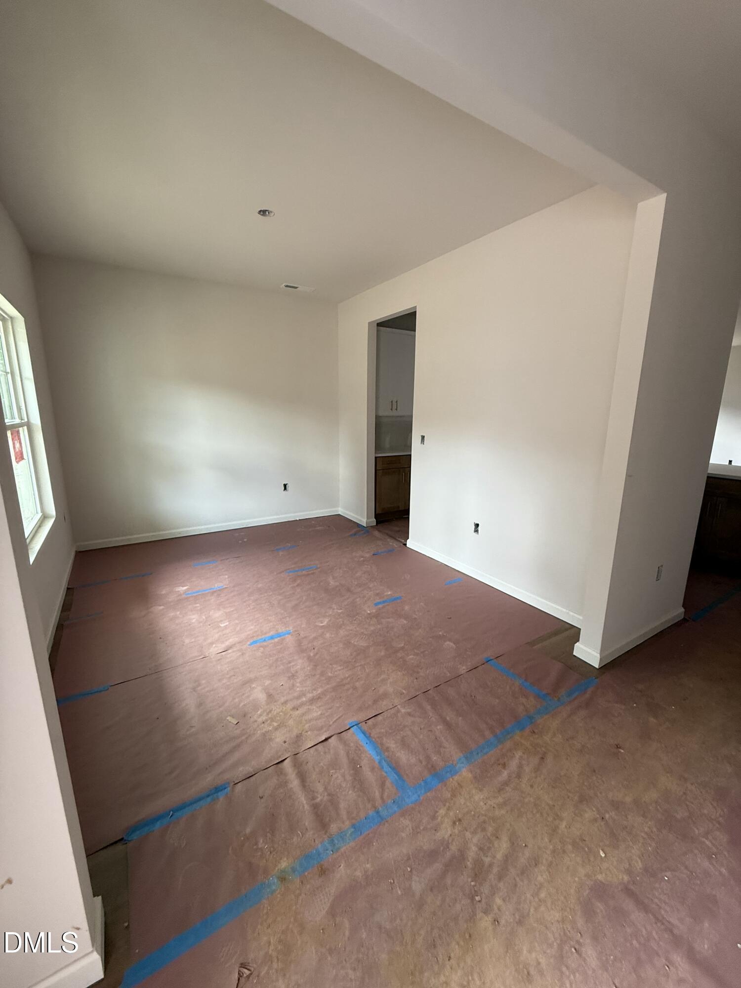 713 Crestview Drive Property Photo 4