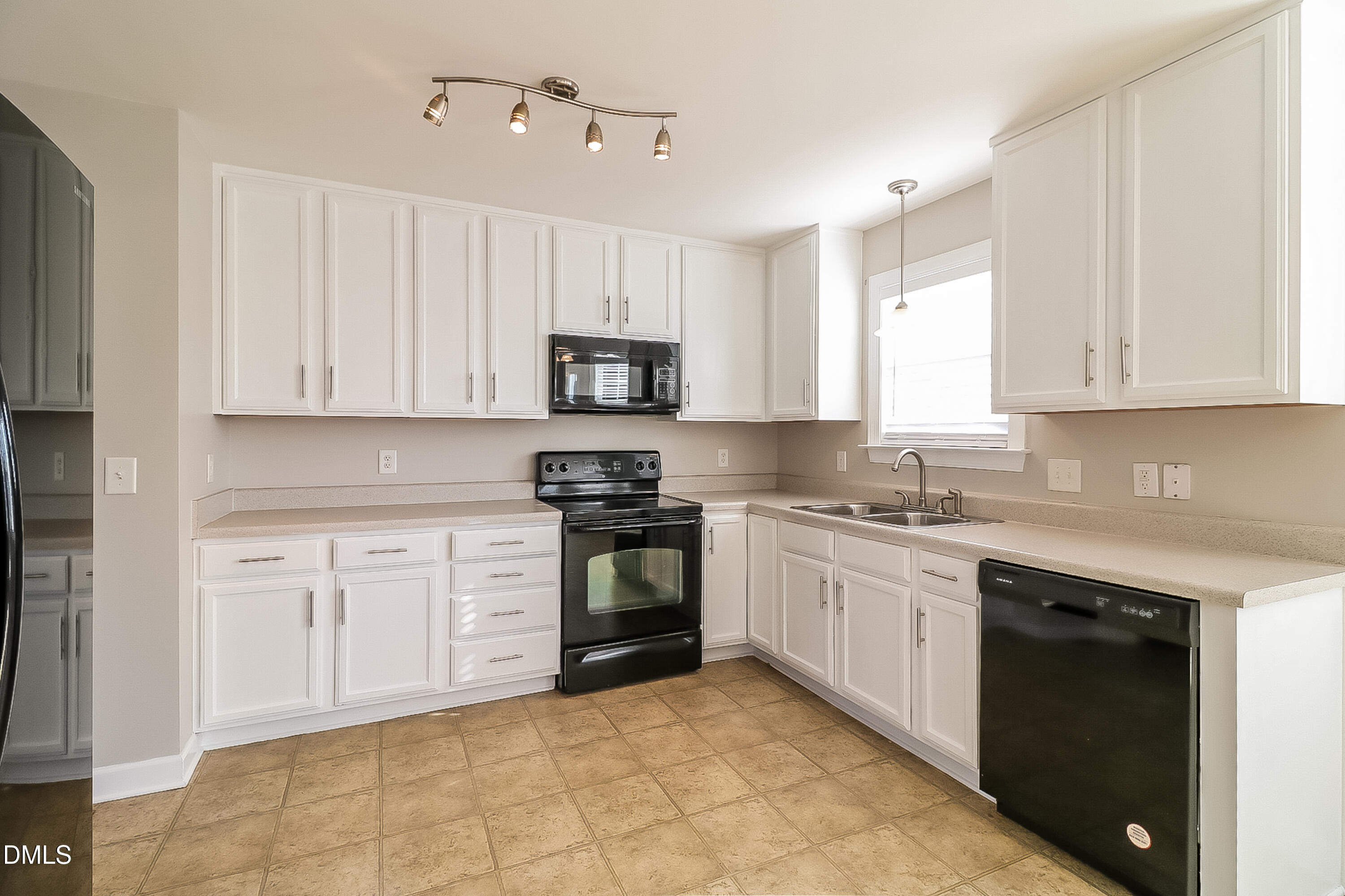 11 Glen Ridge Court Property Photo 6
