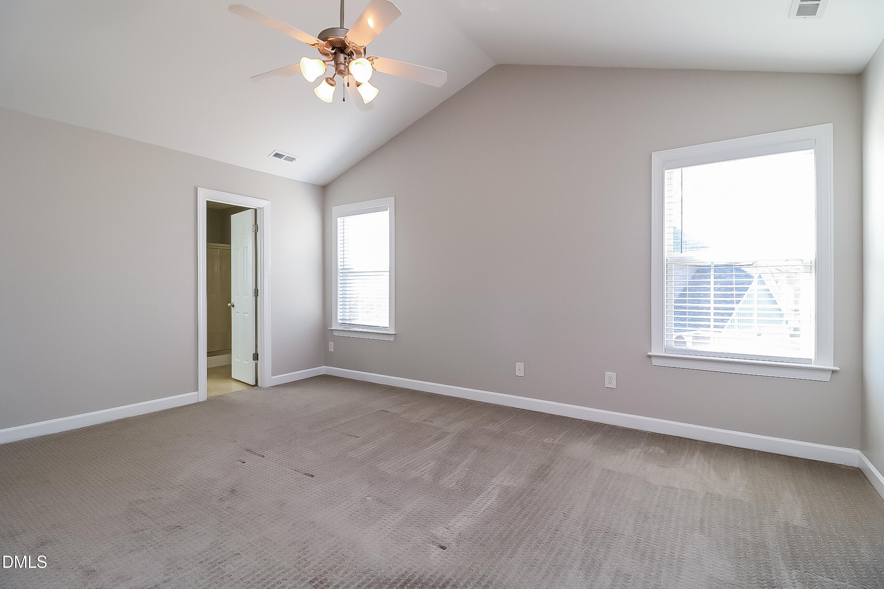 11 Glen Ridge Court Property Photo 9