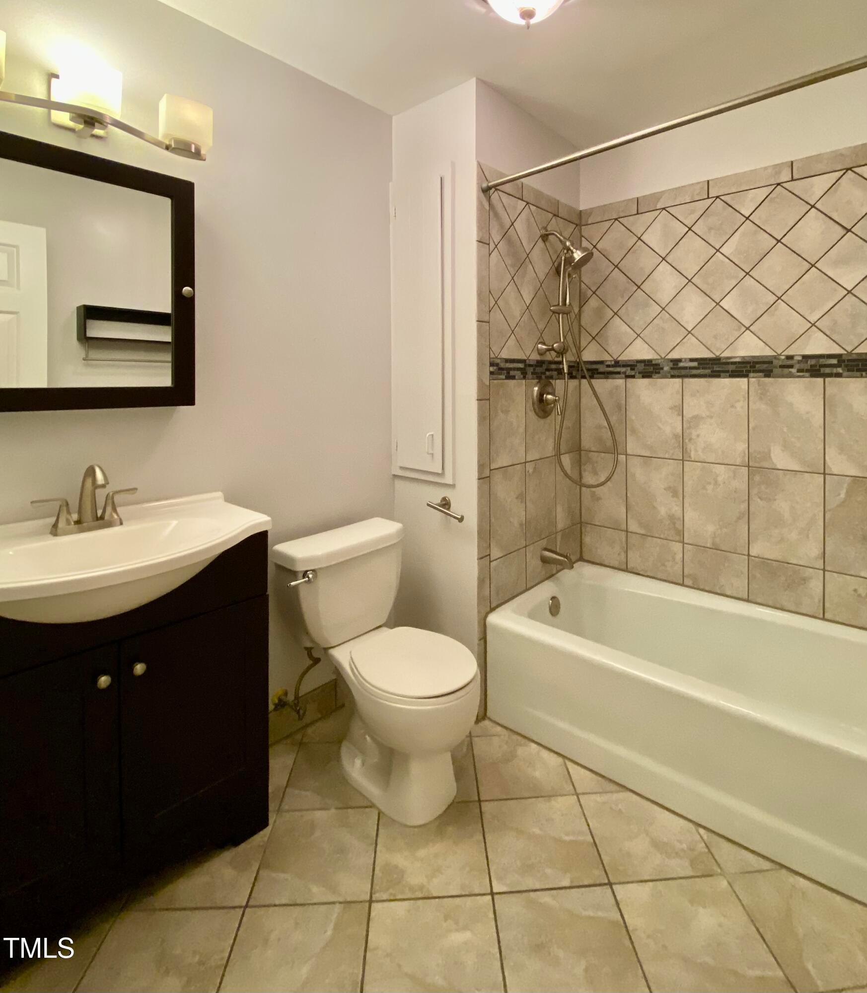 512 November Drive Property Photo 28