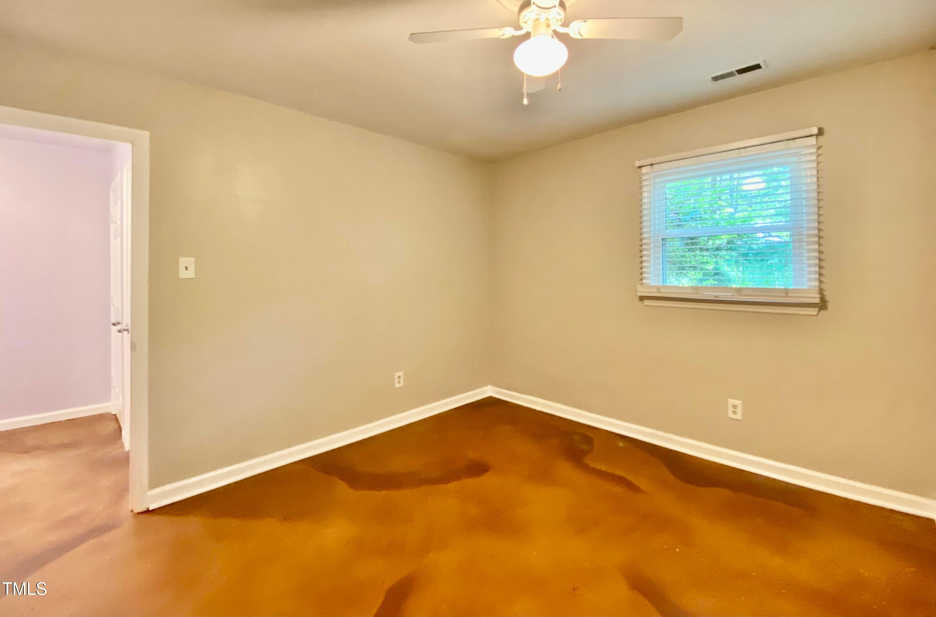 512 November Drive Property Photo 35