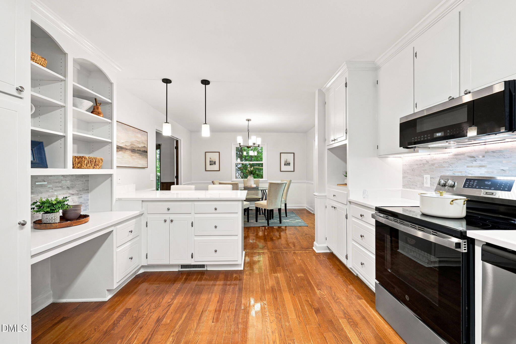 6329 Deerview Drive Property Photo 10