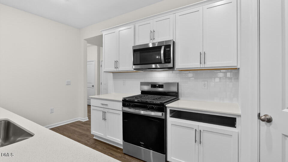 433 Conifer Street Property Photo 6