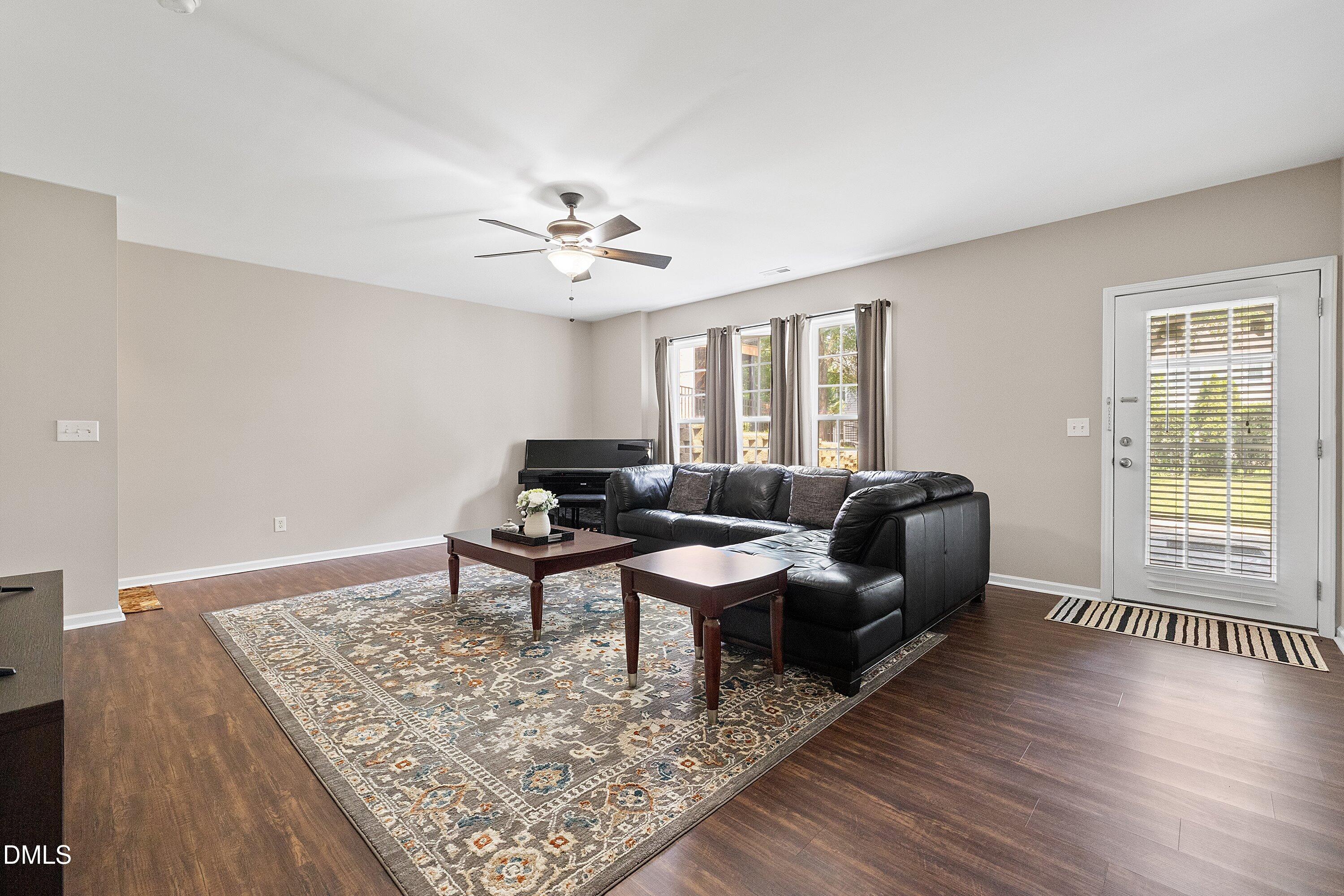 3302 Colorcott Street Property Photo 43