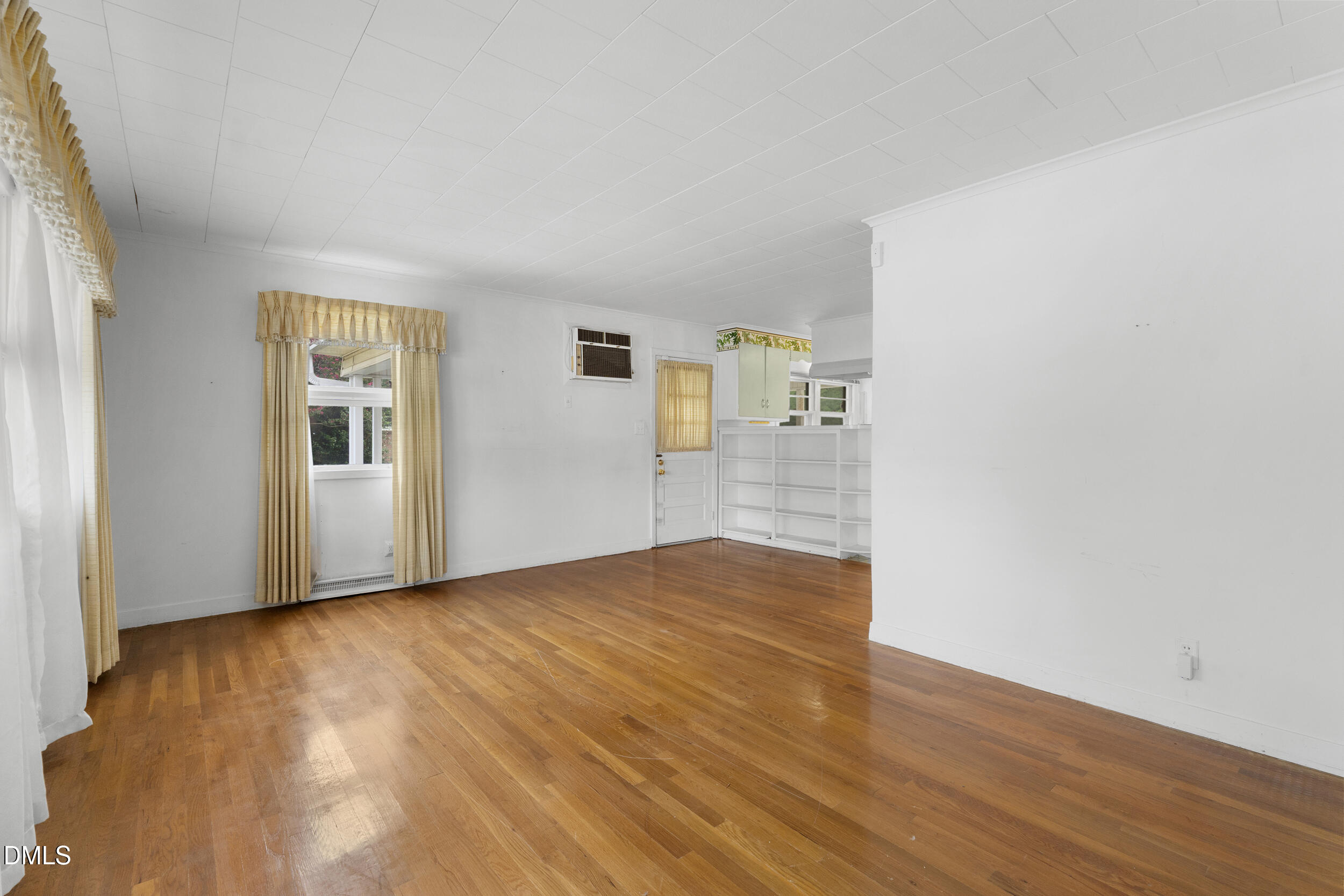 603 Duke Street Property Photo 10