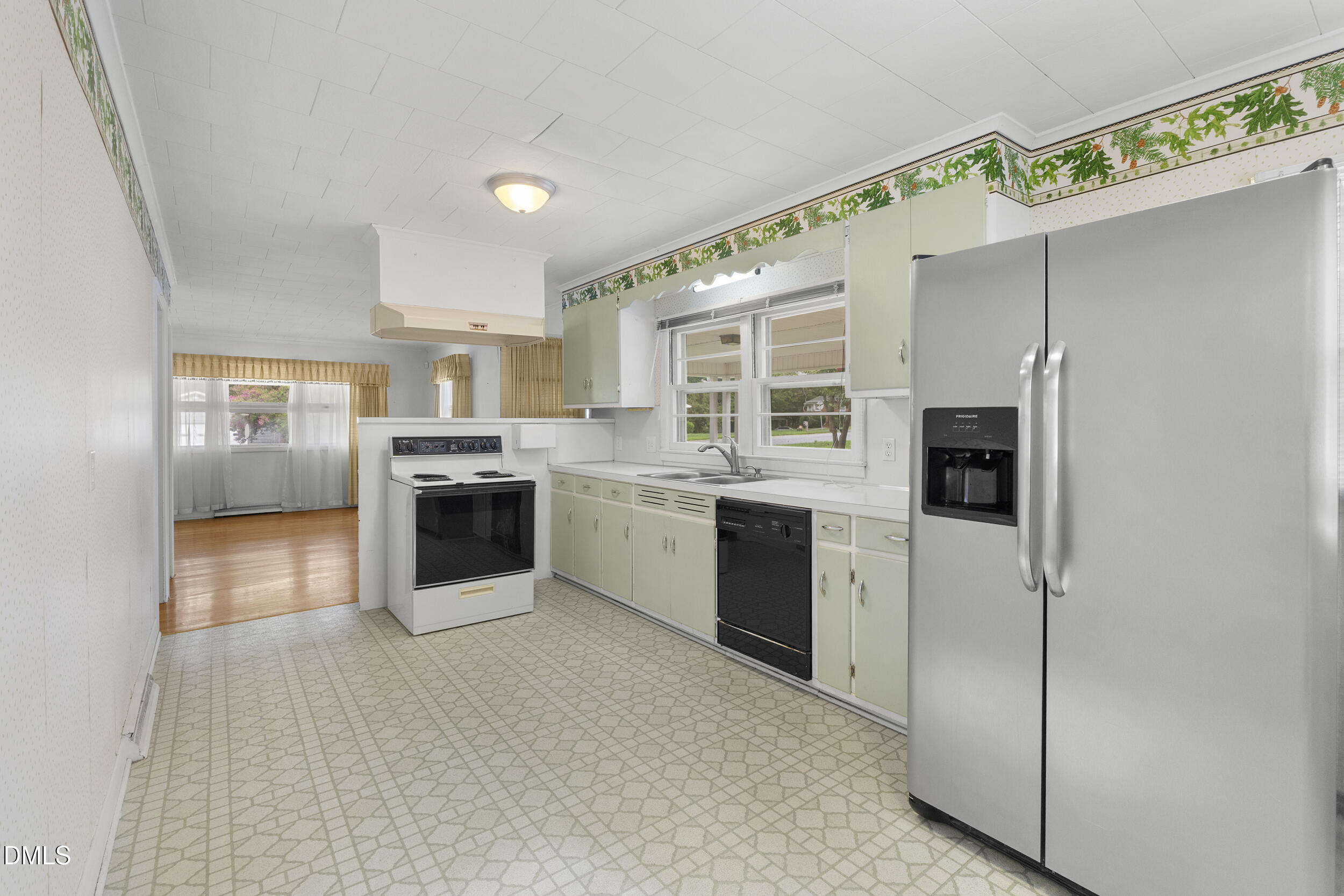 603 Duke Street Property Photo 13