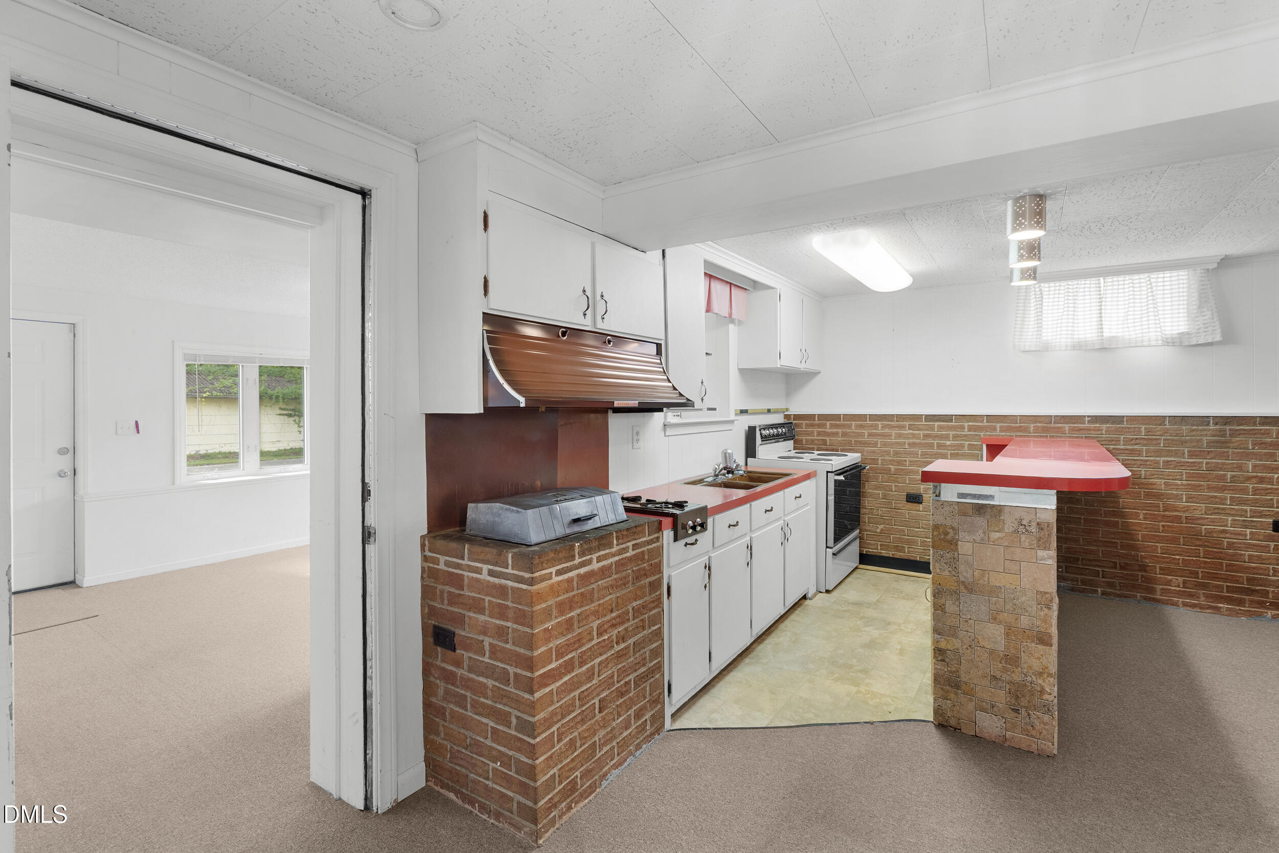 603 Duke Street Property Photo 25
