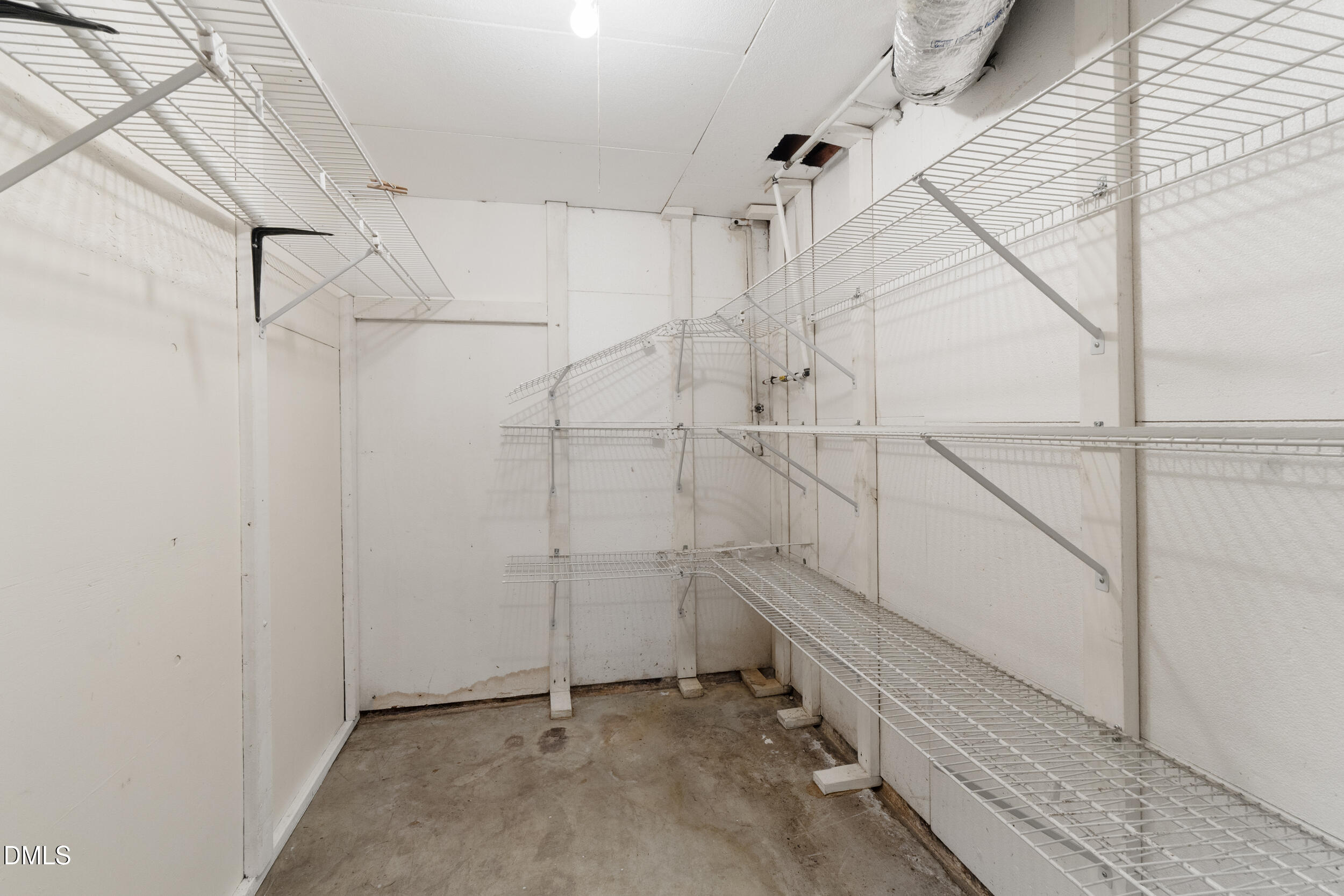 603 Duke Street Property Photo 32