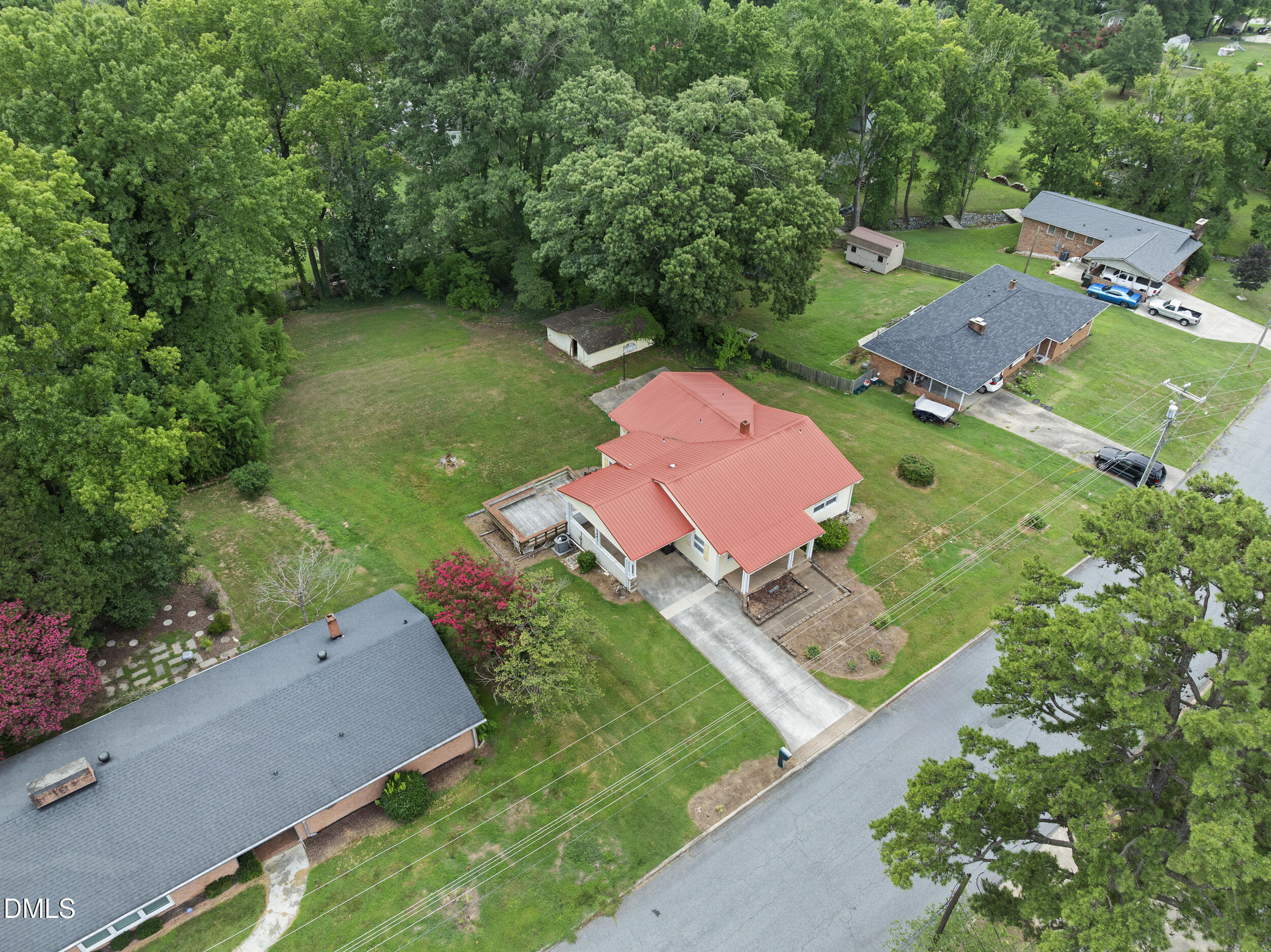 603 Duke Street Property Photo 38
