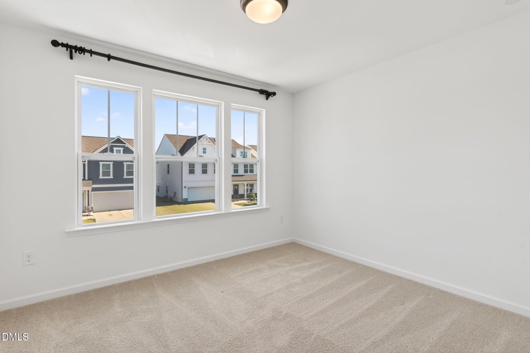 14 Horseshoe Place Property Photo 11