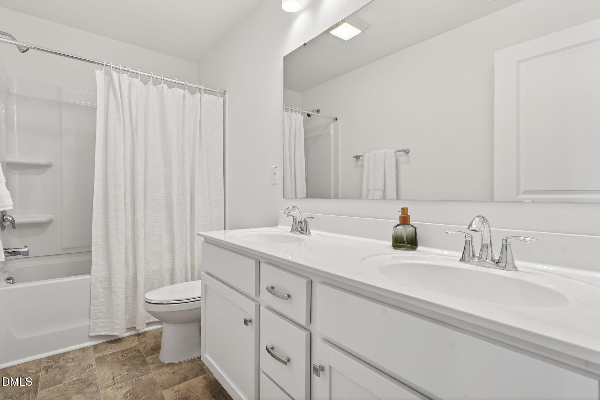 14 Horseshoe Place Property Photo 13