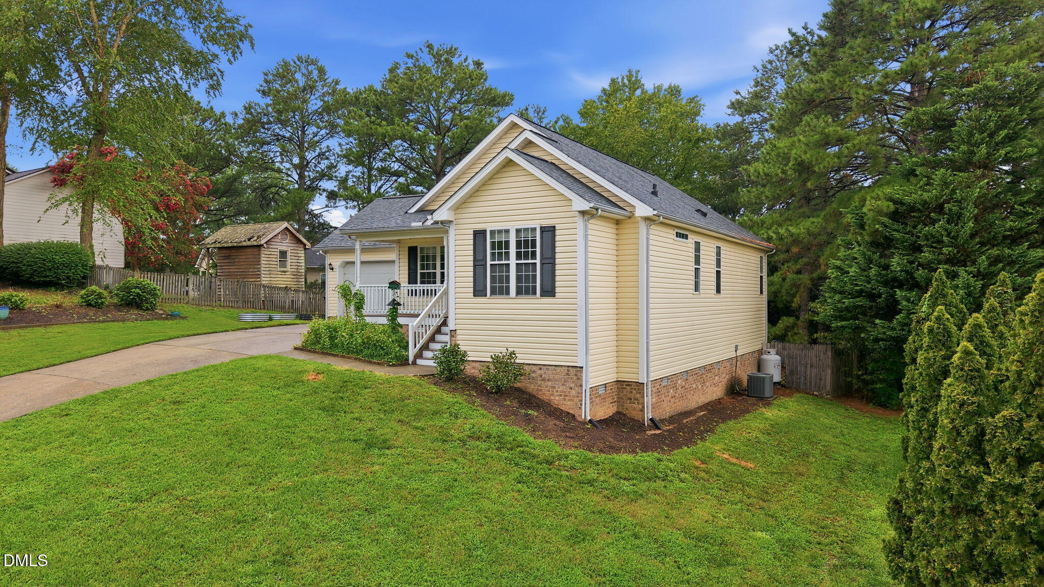 6217 Daybreak Drive Property Photo 3