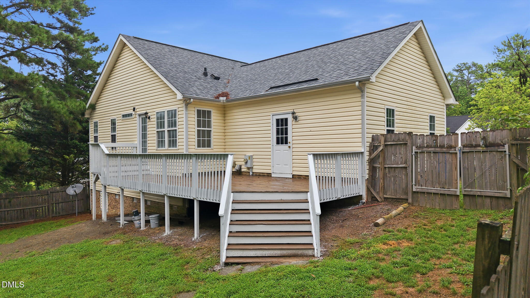 6217 Daybreak Drive Property Photo 10