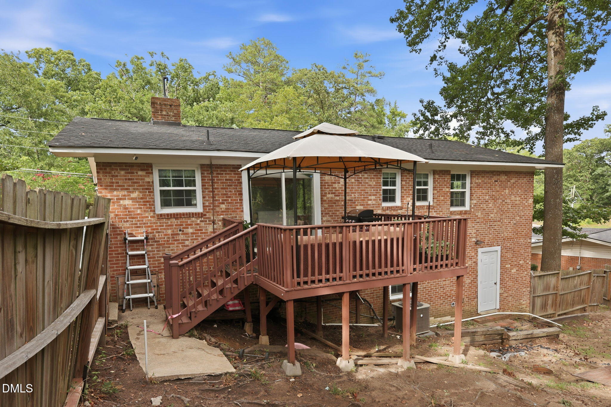 2021 Spruce Street Property Photo 21