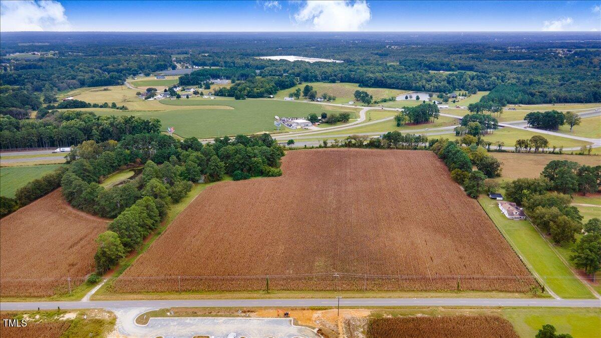 788 Boyette Road Property Photo 9