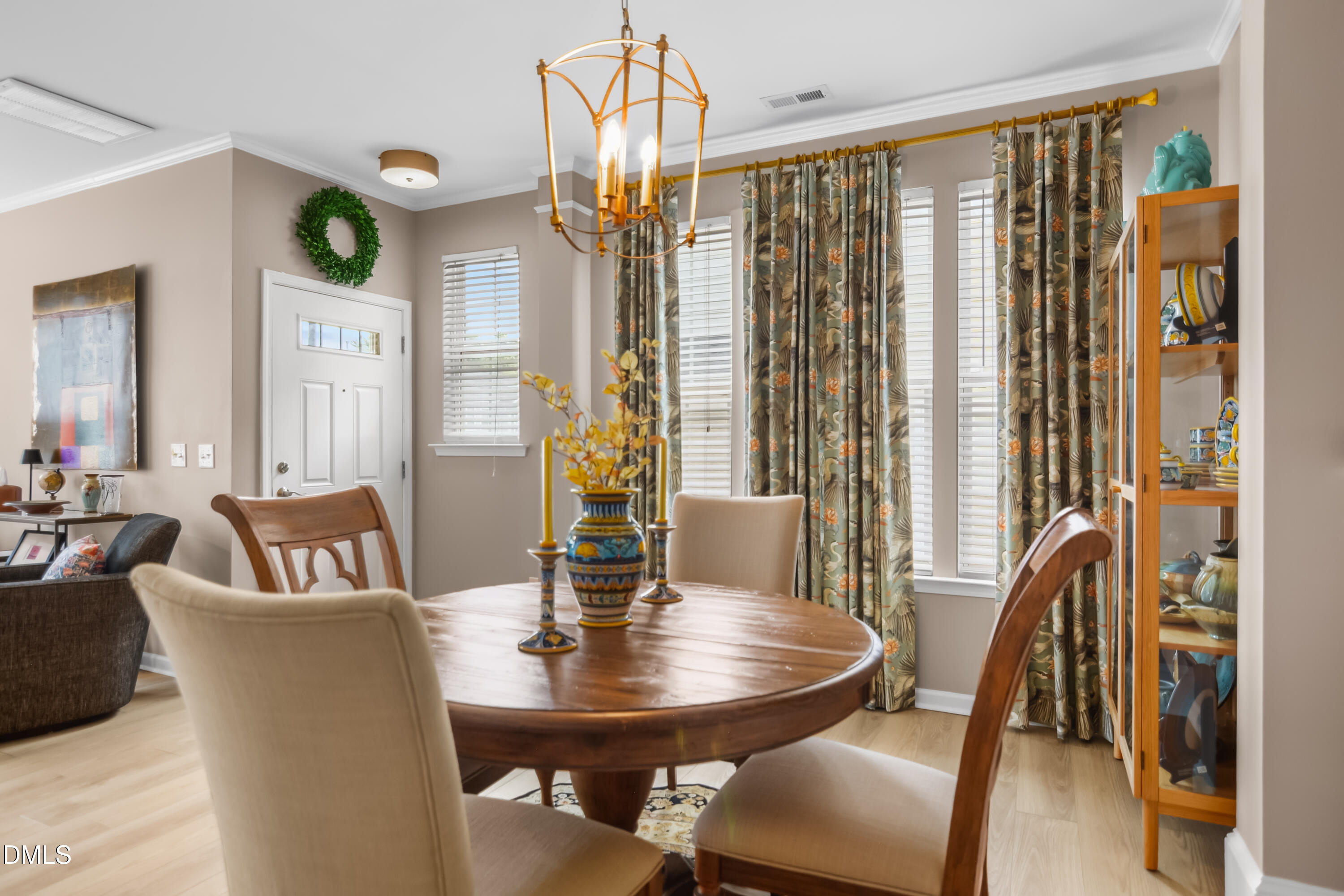 8227 City Loft Court Property Photo 7