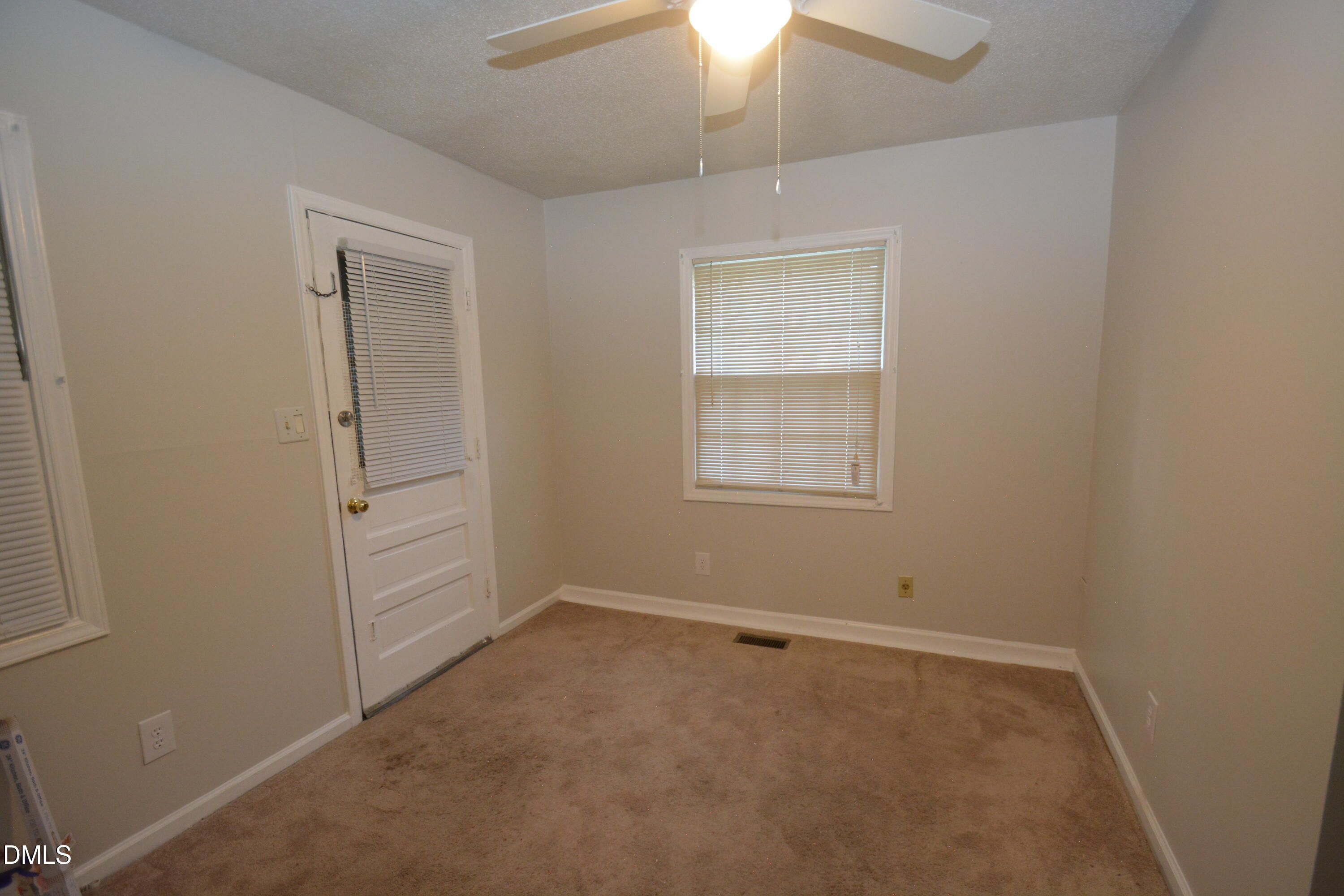 3407 Facade Property Photo 5