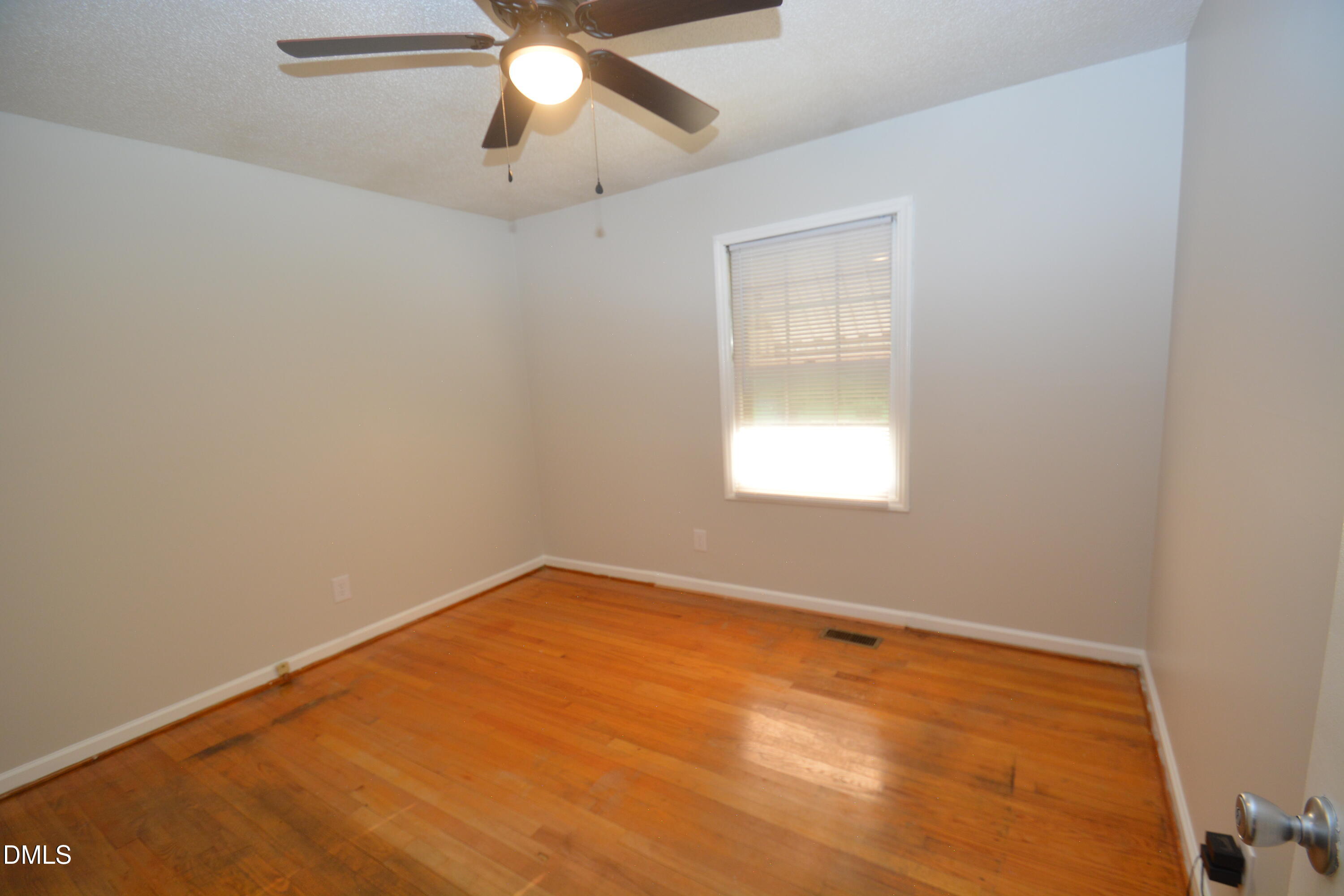 3407 Facade Property Photo 7