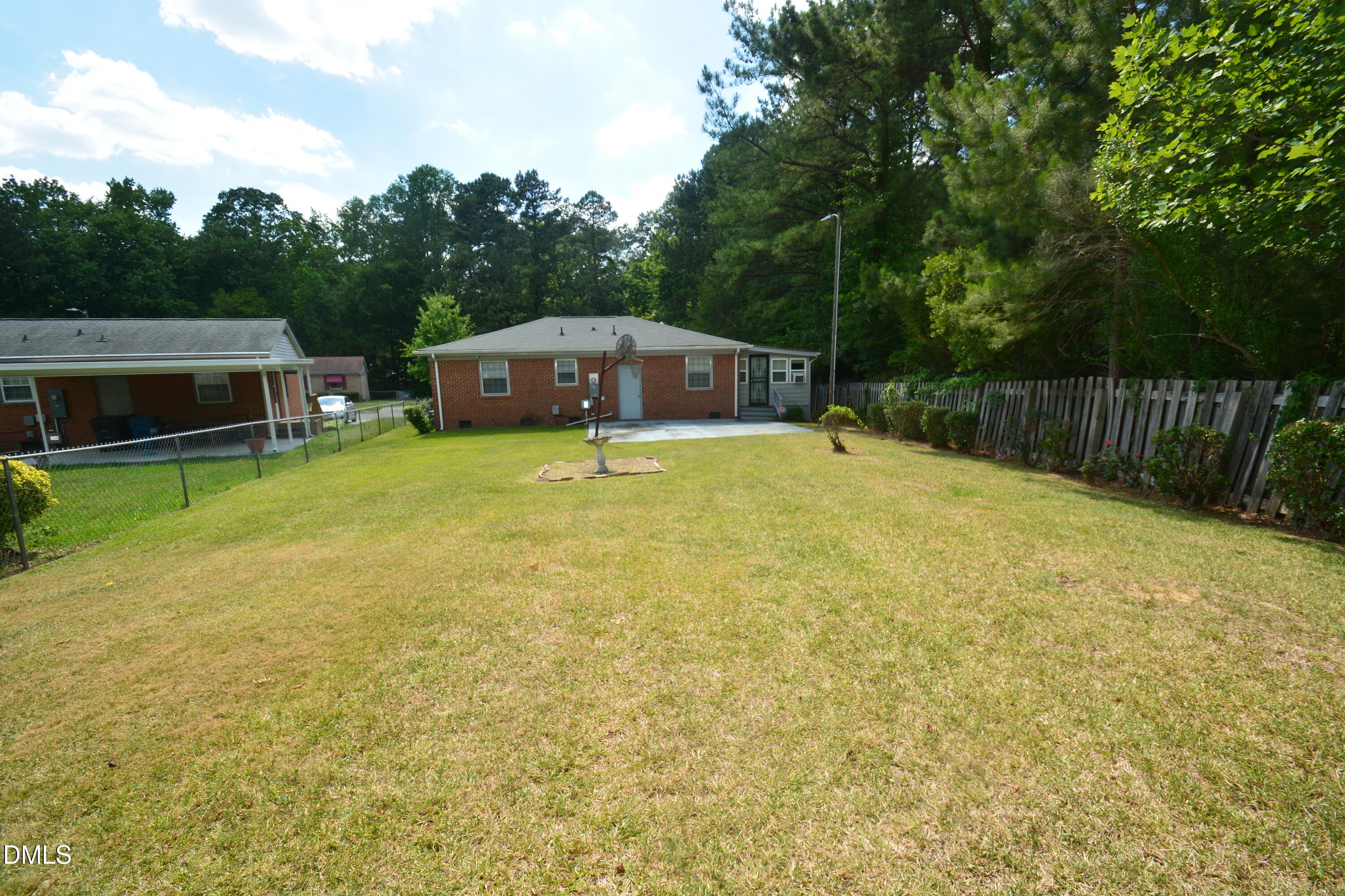 3407 Facade Property Photo 11