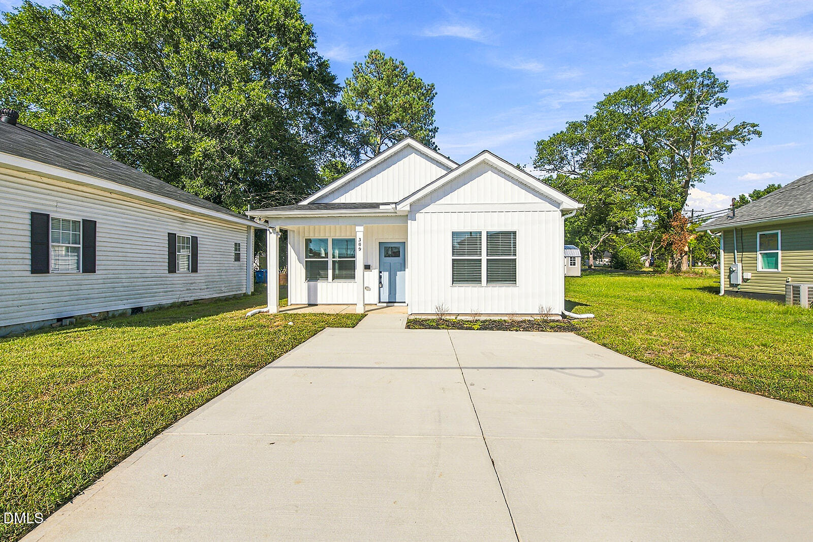 309 E Harnett Street Property Photo 1