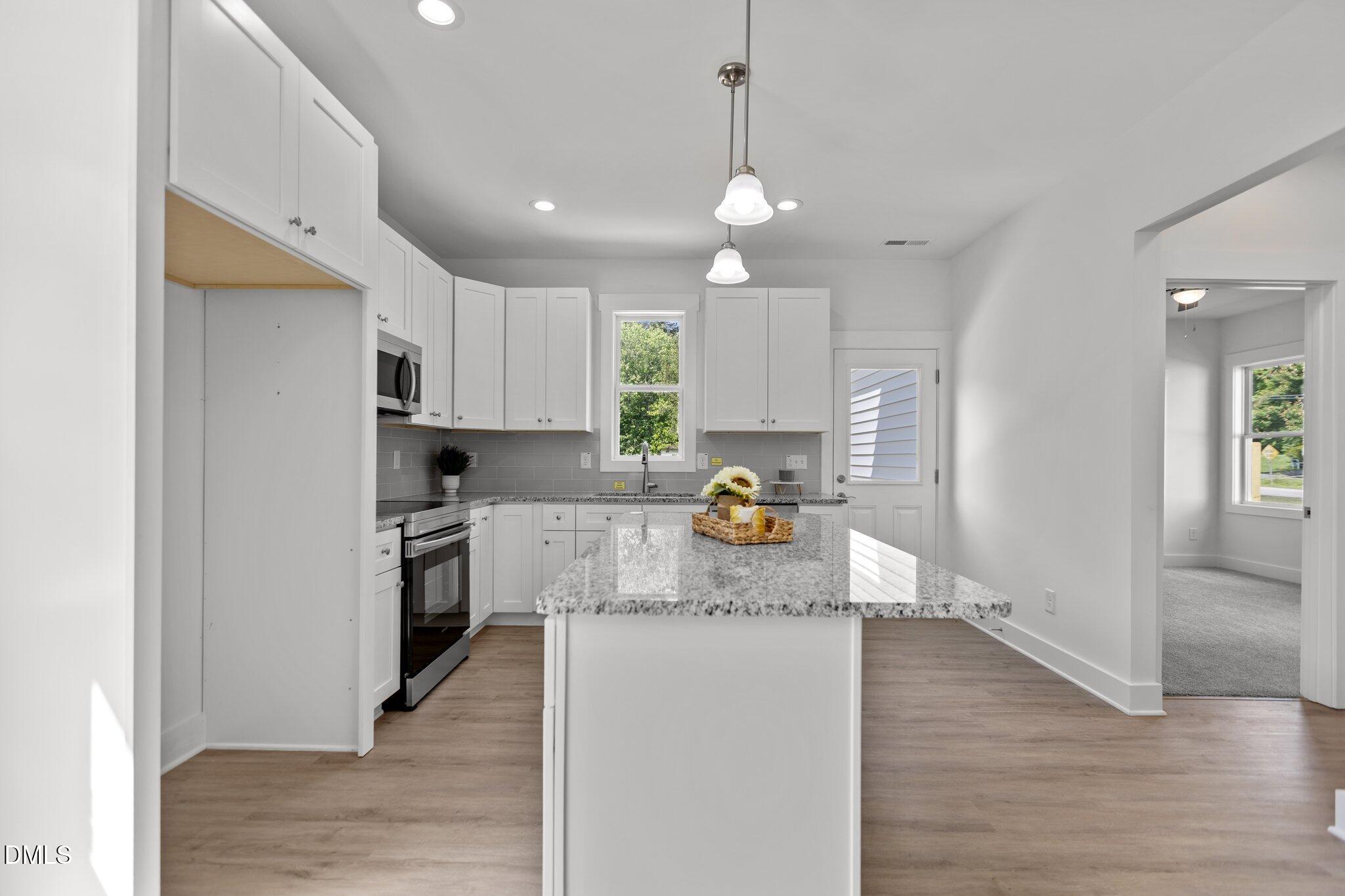 309 E Harnett Street Property Photo 5