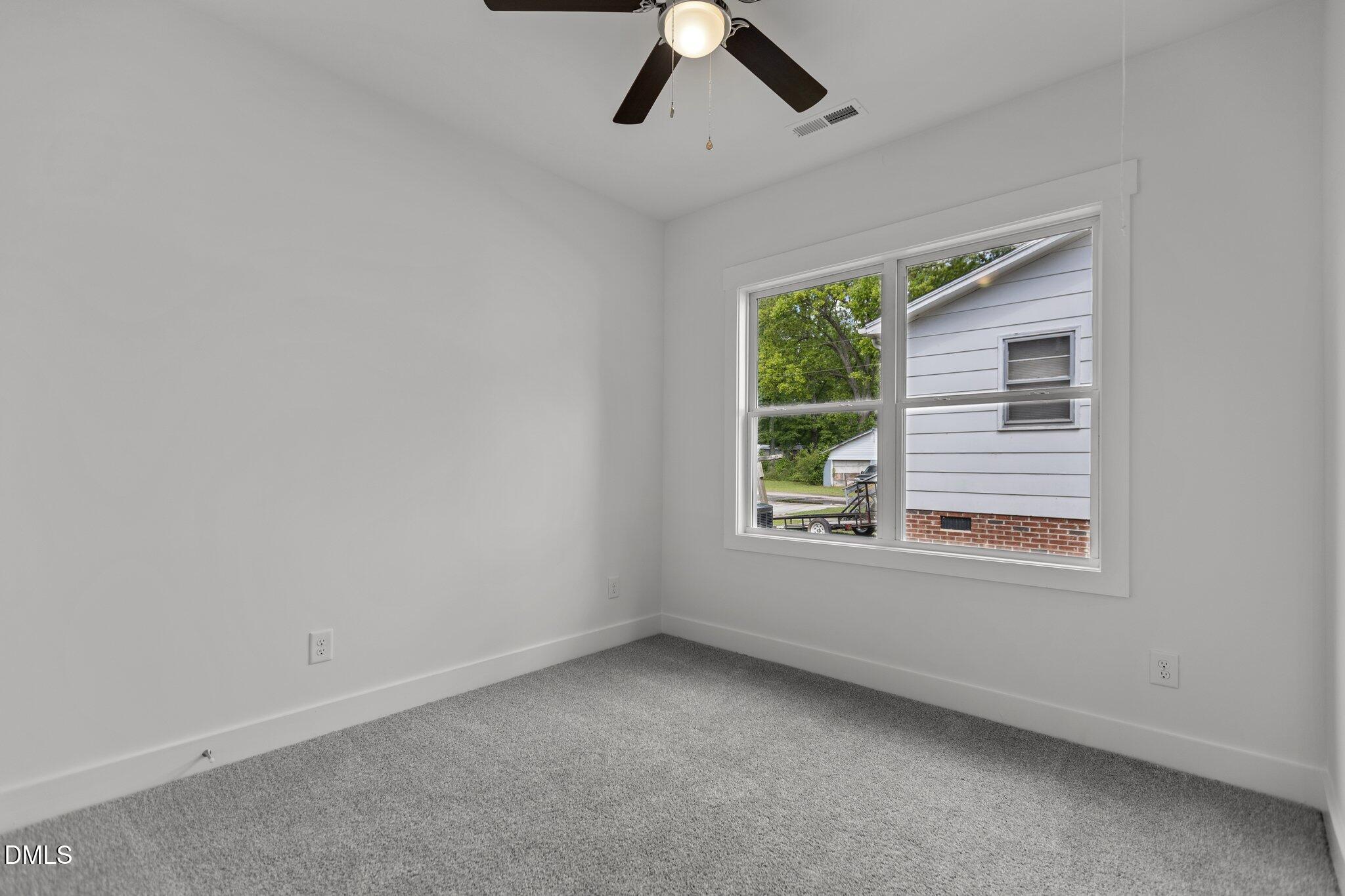 309 E Harnett Street Property Photo 25