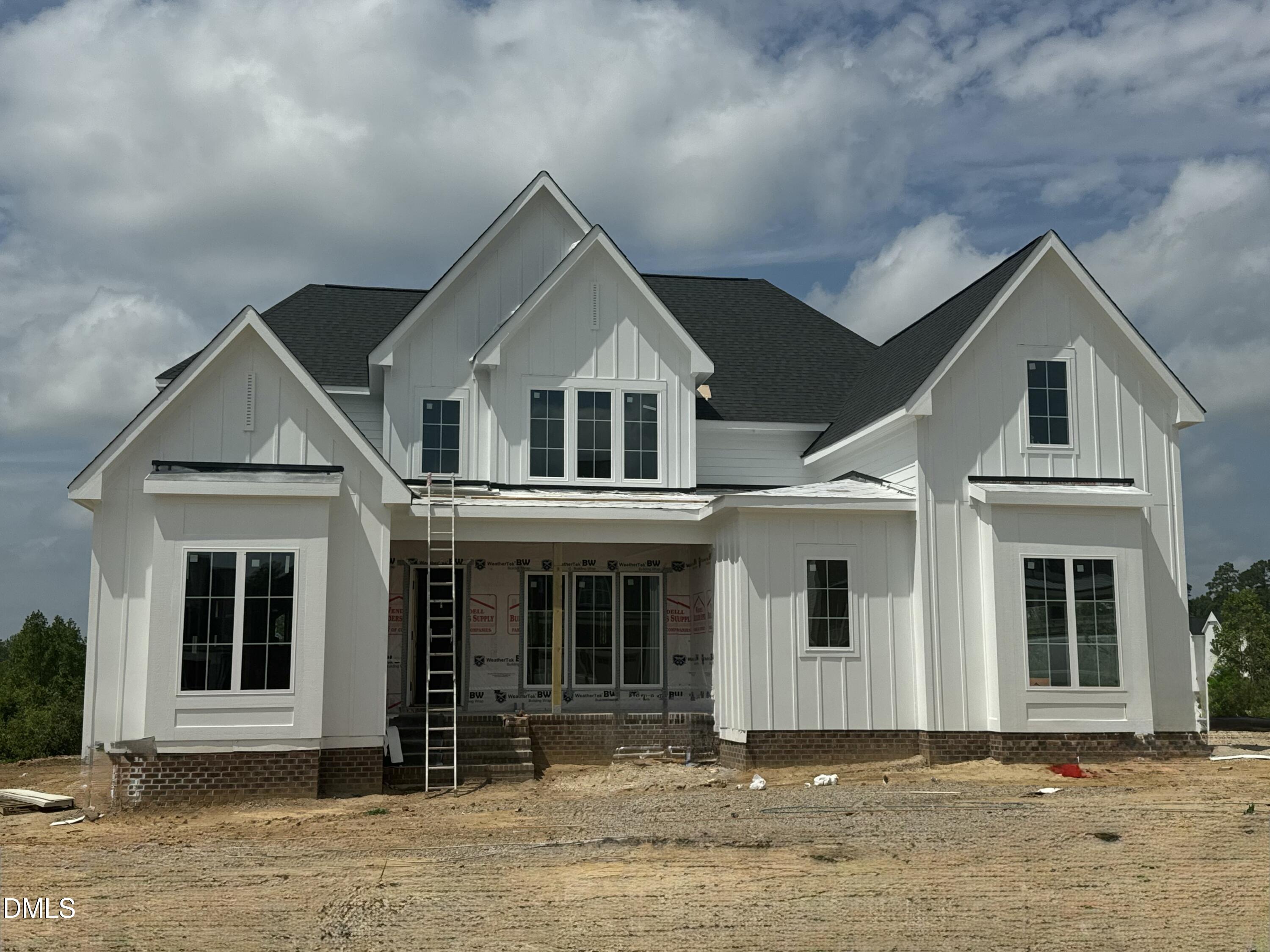 1044 Azalea Garden Circle Property Photo 1