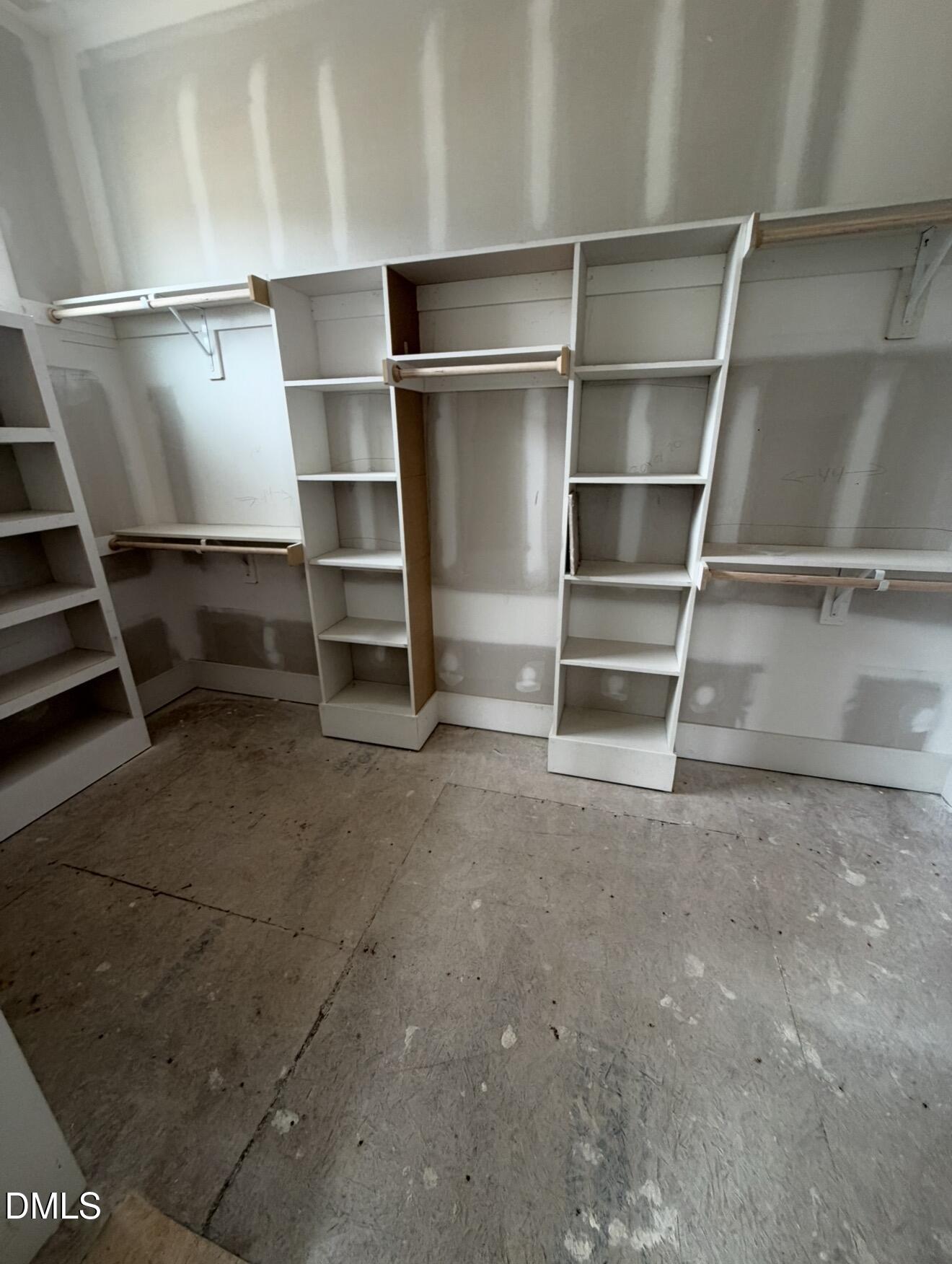 1044 Azalea Garden Circle Property Photo 11