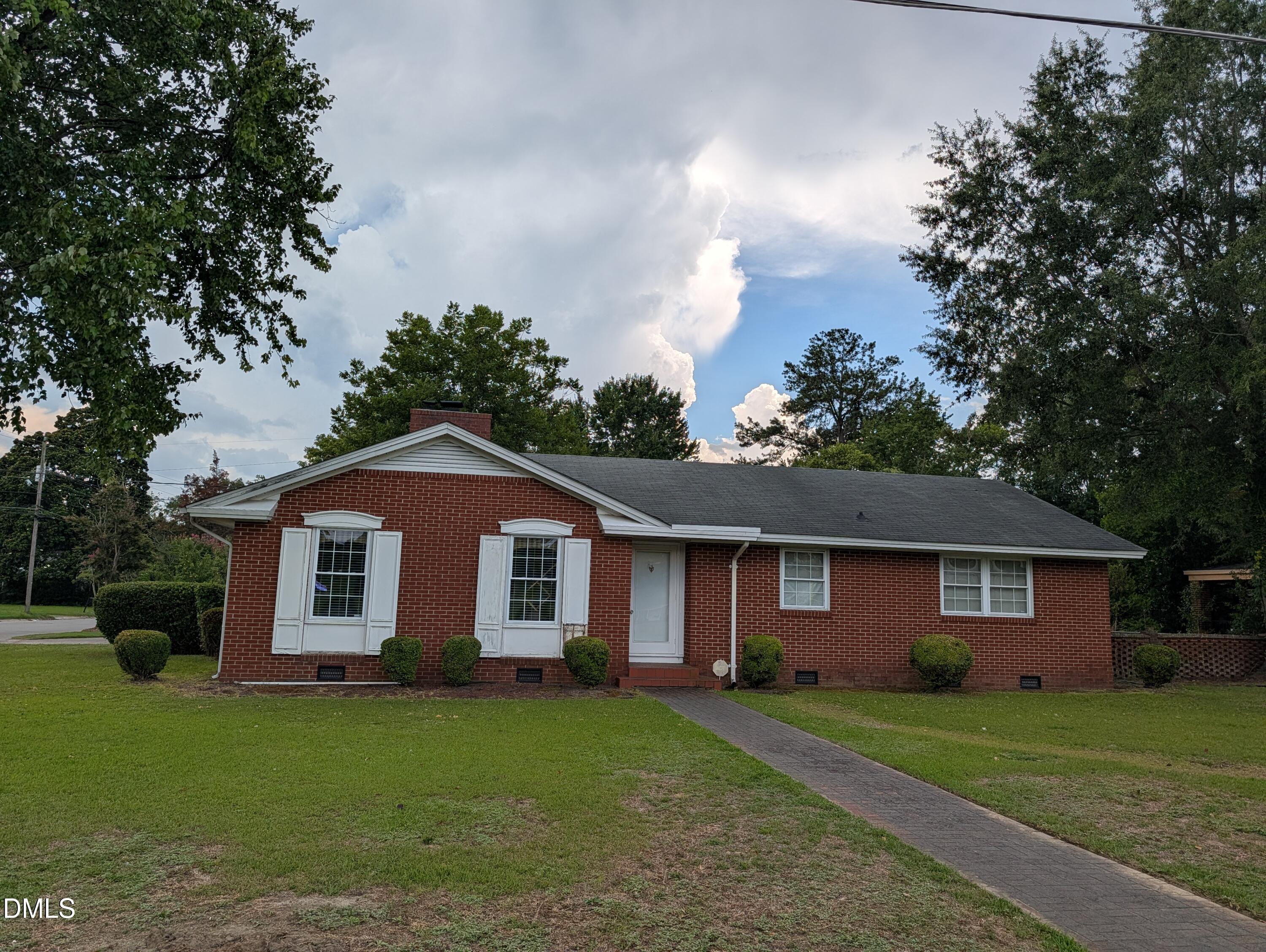 1708 Laurel Street Property Photo 1