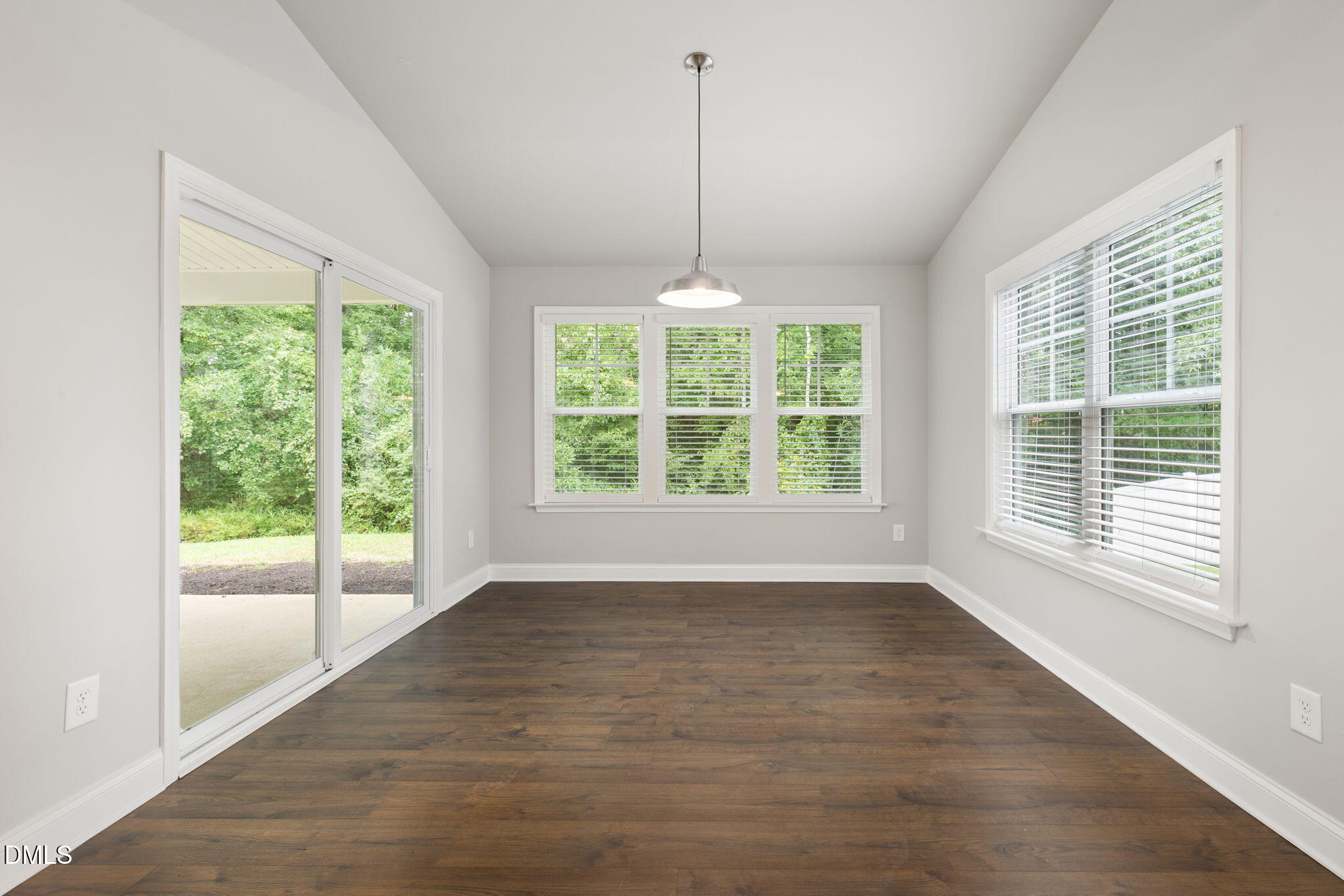 37 Meadow Vista Lane Property Photo 11