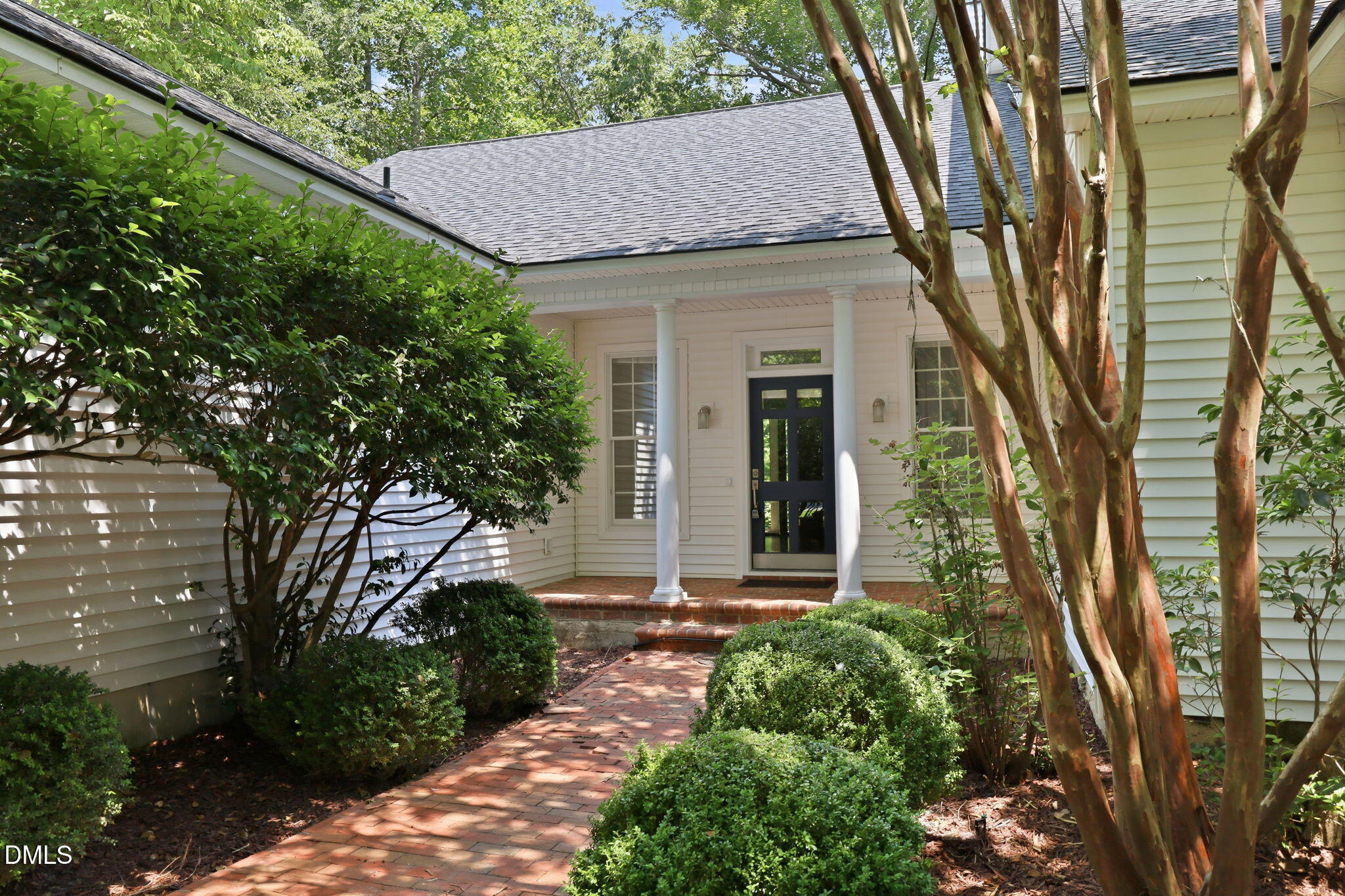 804 Millcroft Property Photo 7