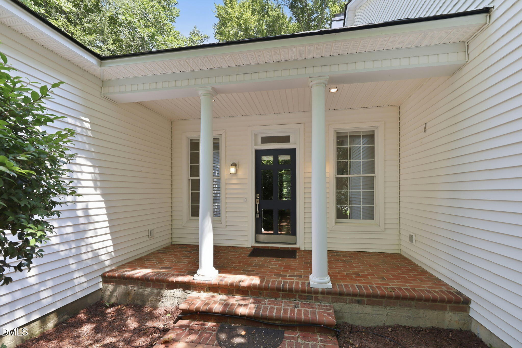 804 Millcroft Property Photo 19