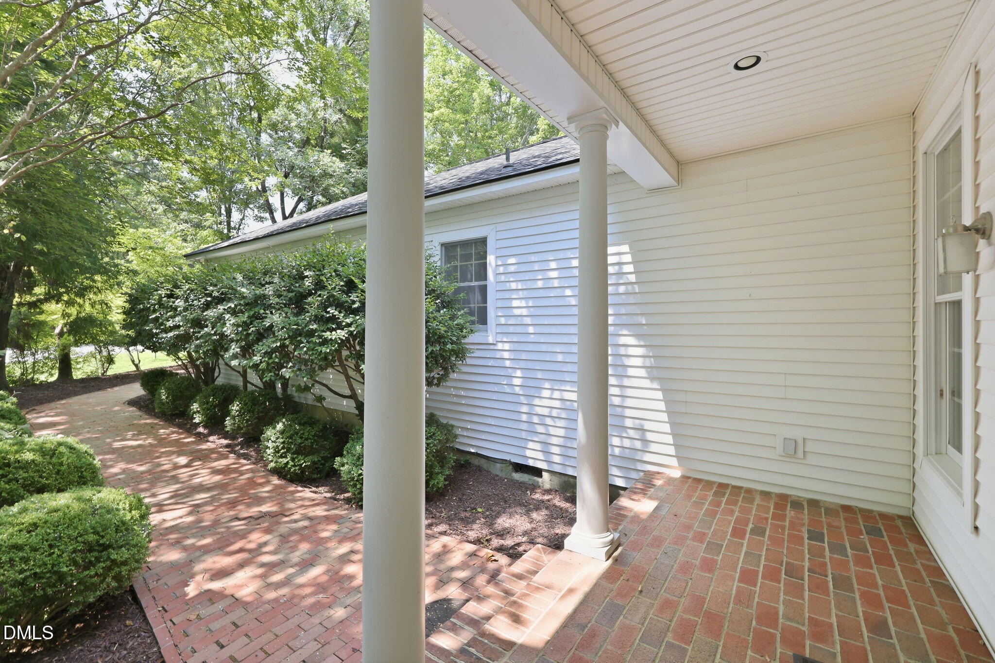 804 Millcroft Property Photo 21