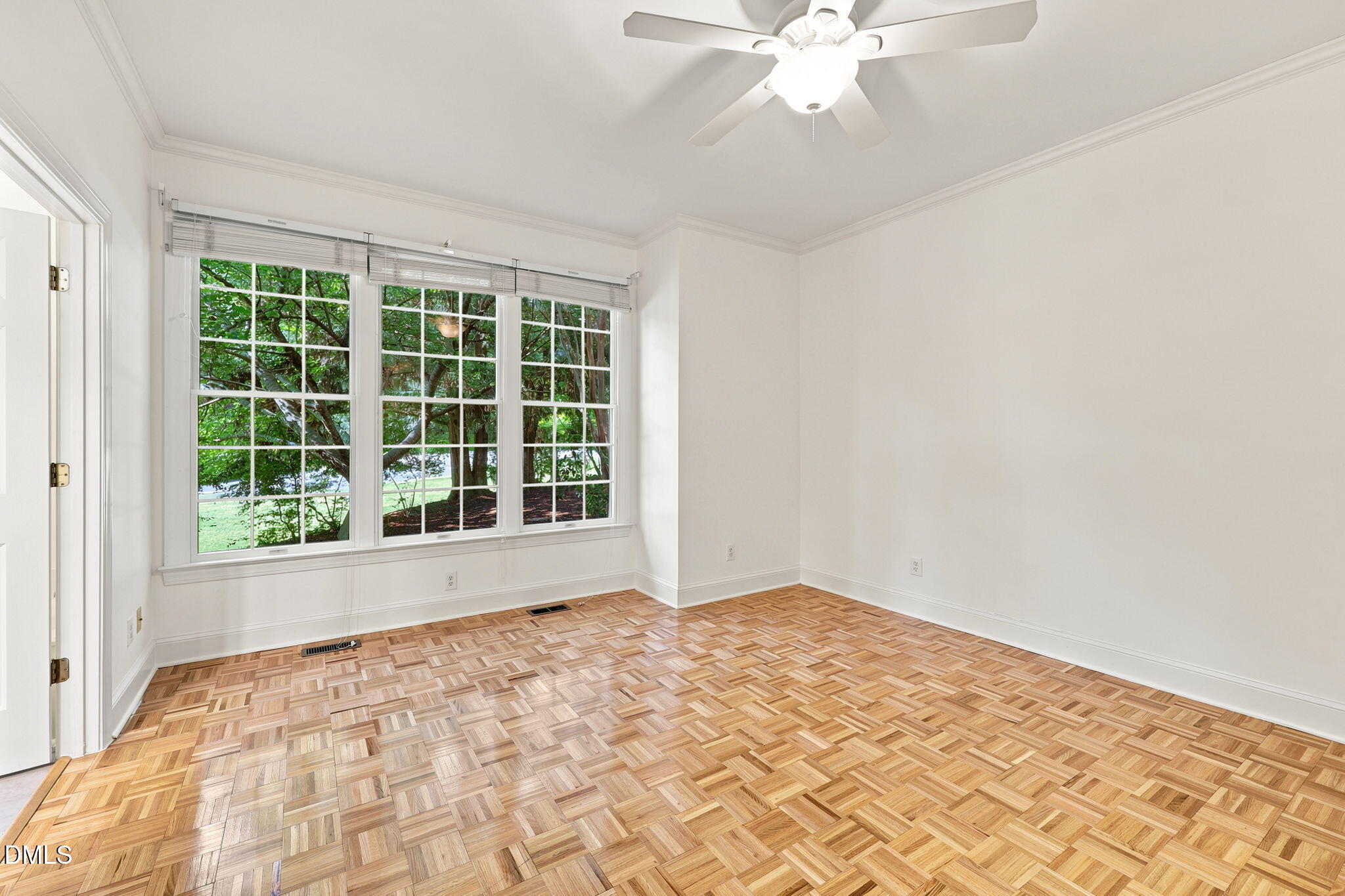 804 Millcroft Property Photo 42