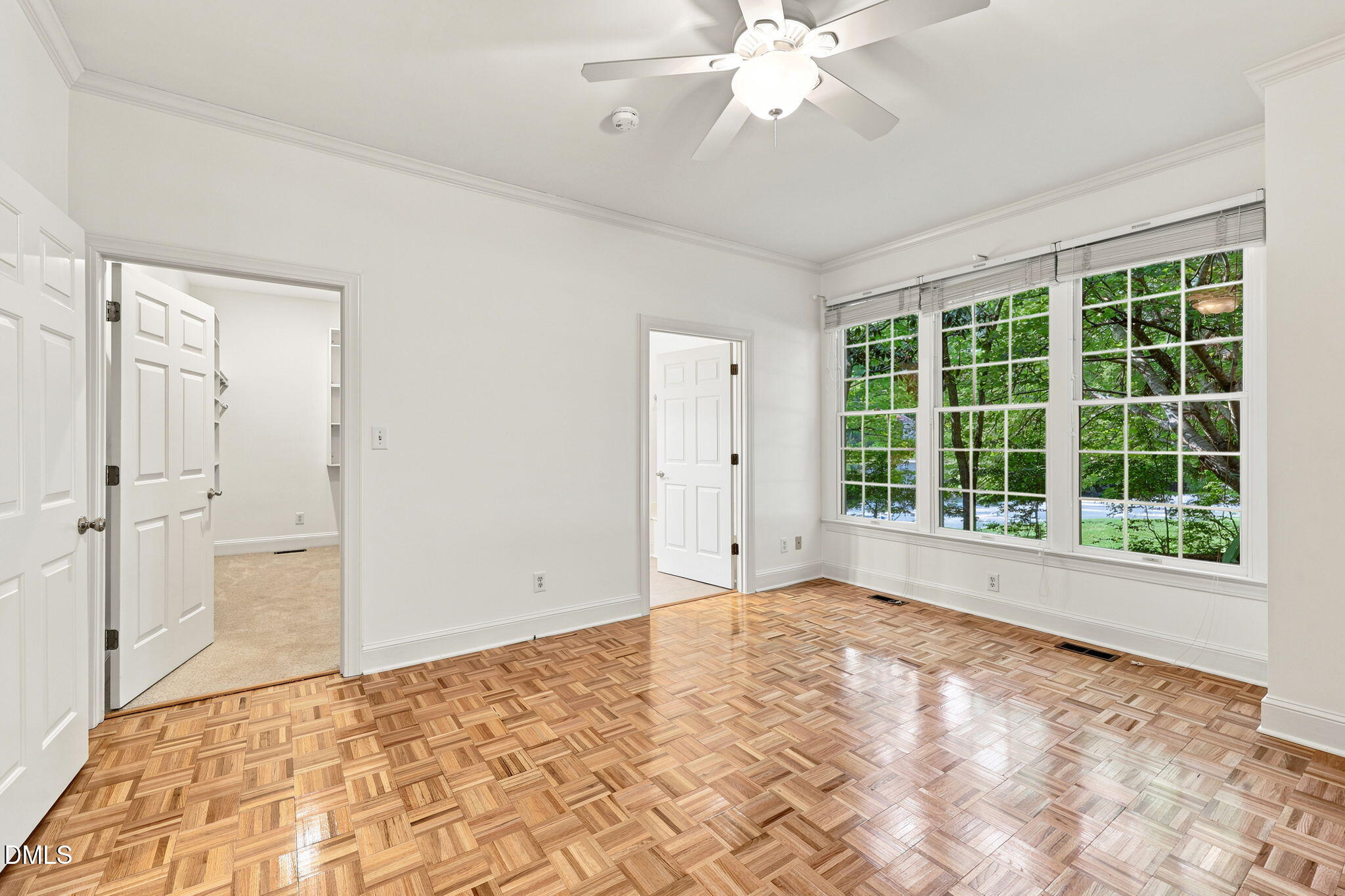 804 Millcroft Property Photo 43