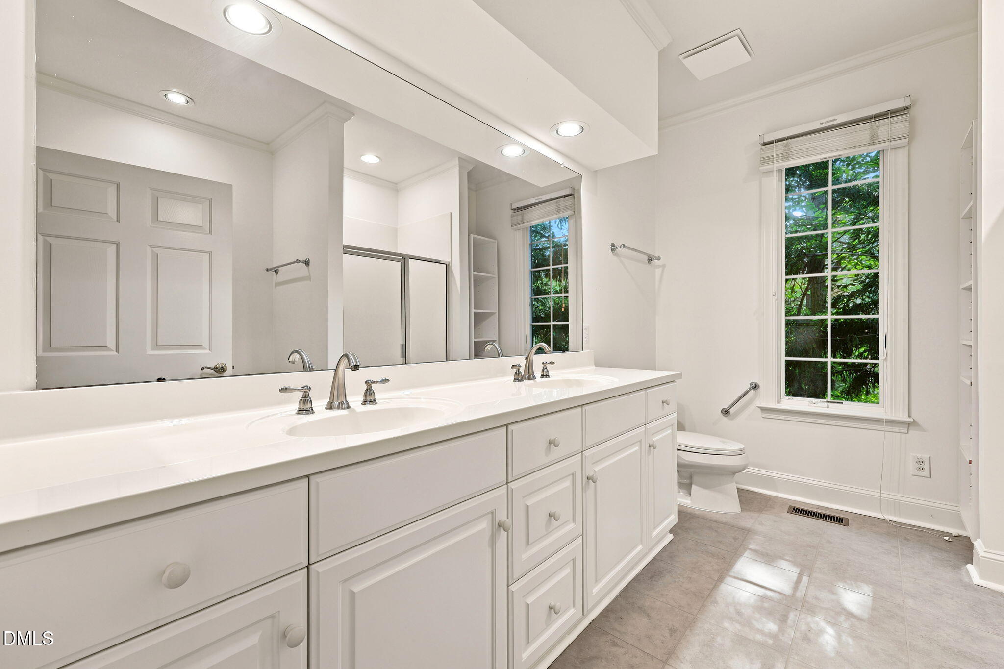 804 Millcroft Property Photo 45