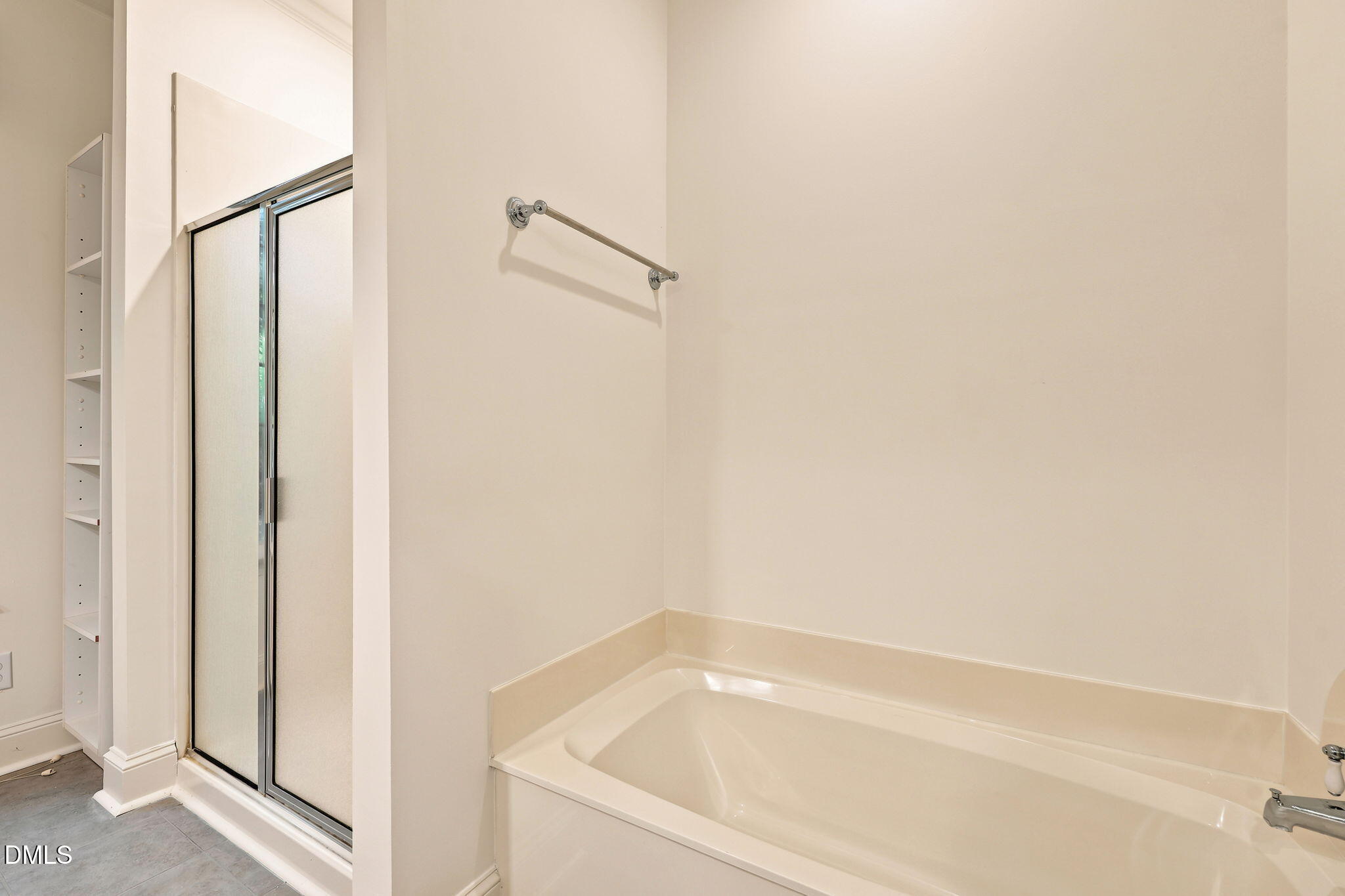 804 Millcroft Property Photo 46