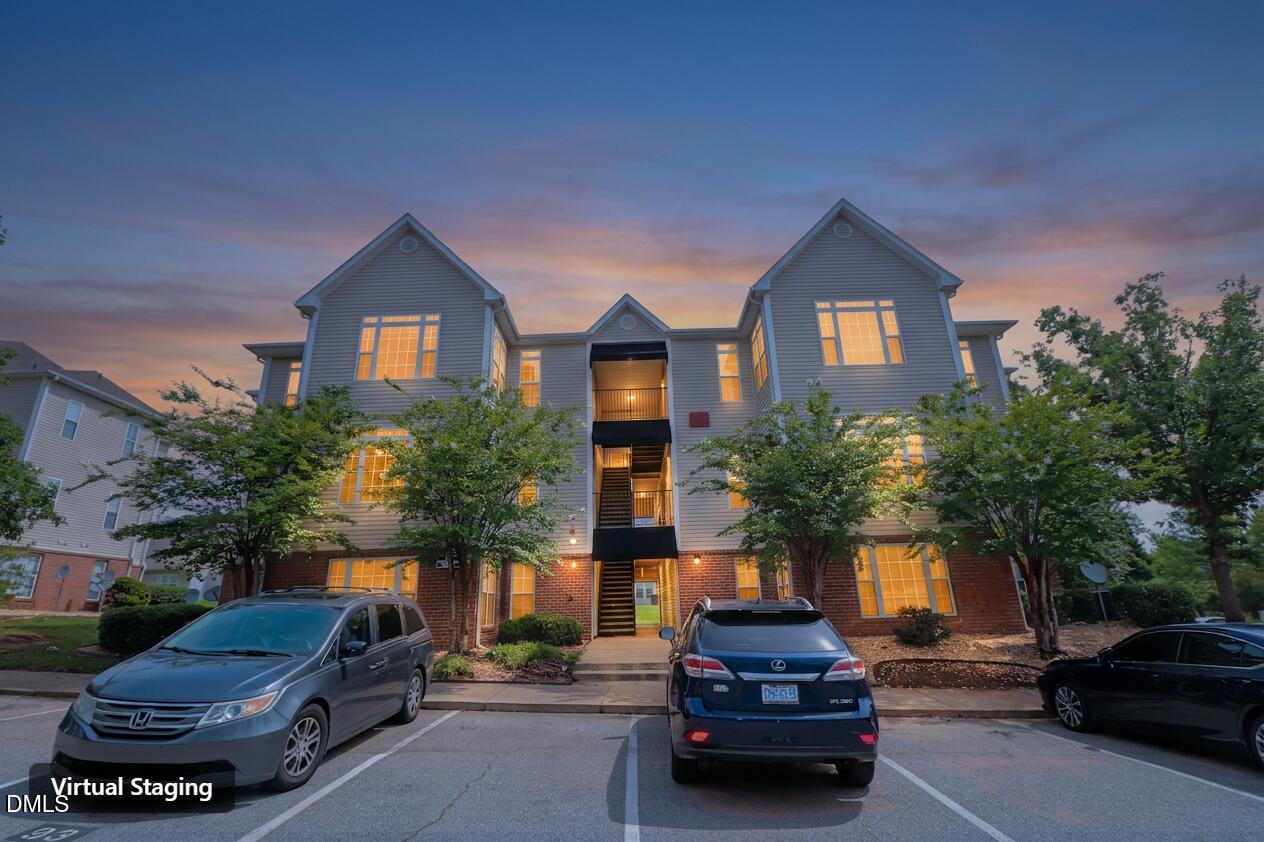 2521 Friedland Place 300
