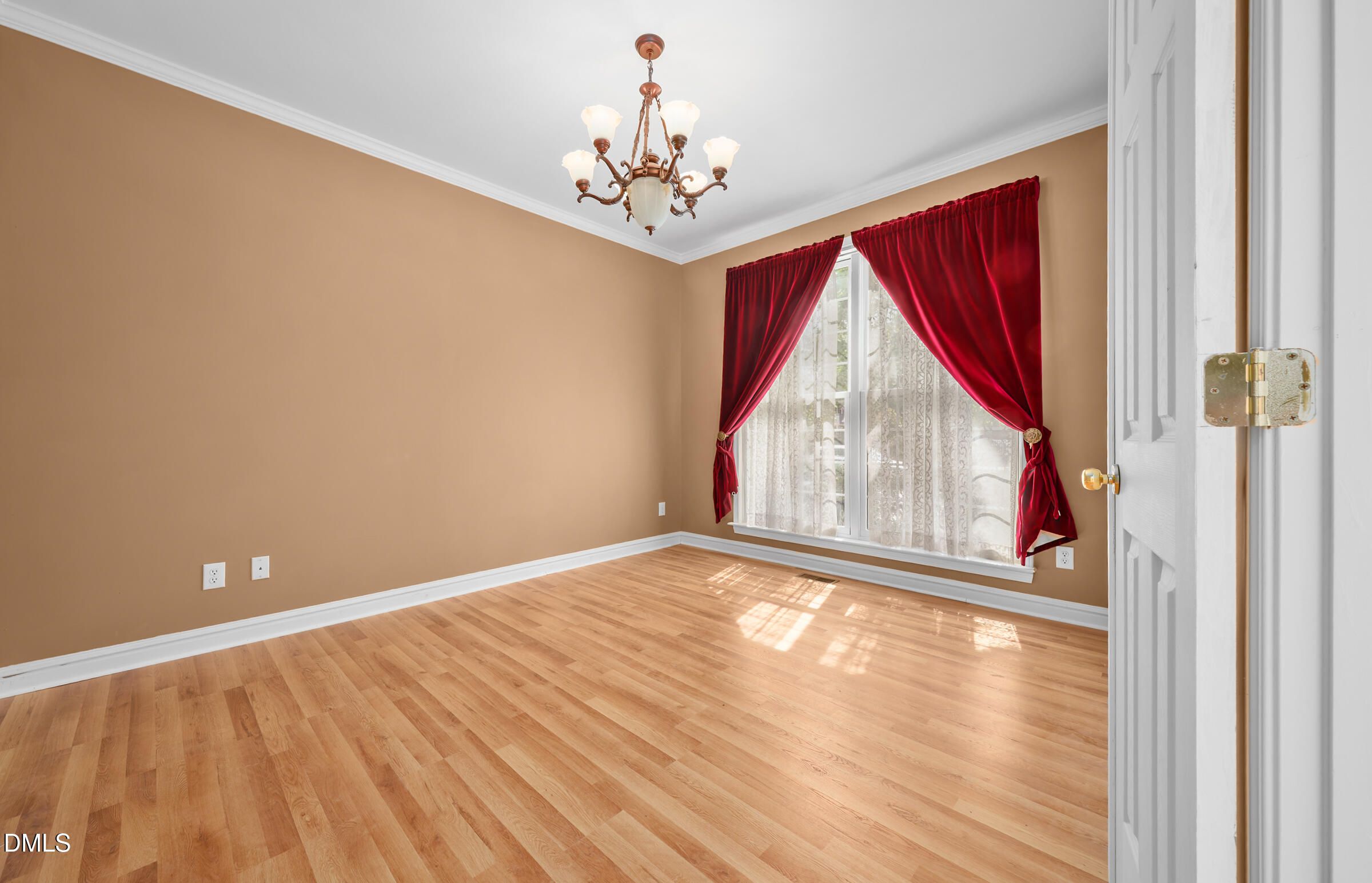 533 Carriage Woods Circle Property Photo 23