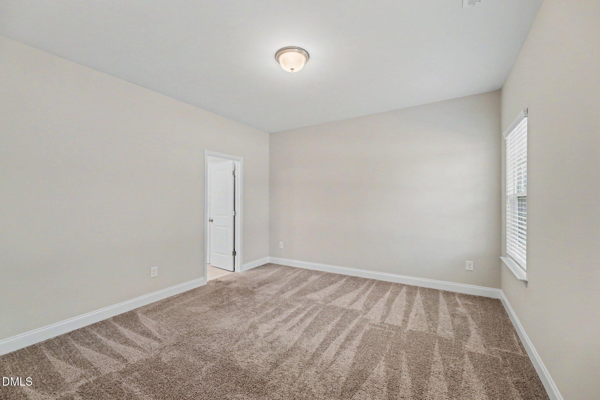 2238 Campbell Loop Property Photo 9