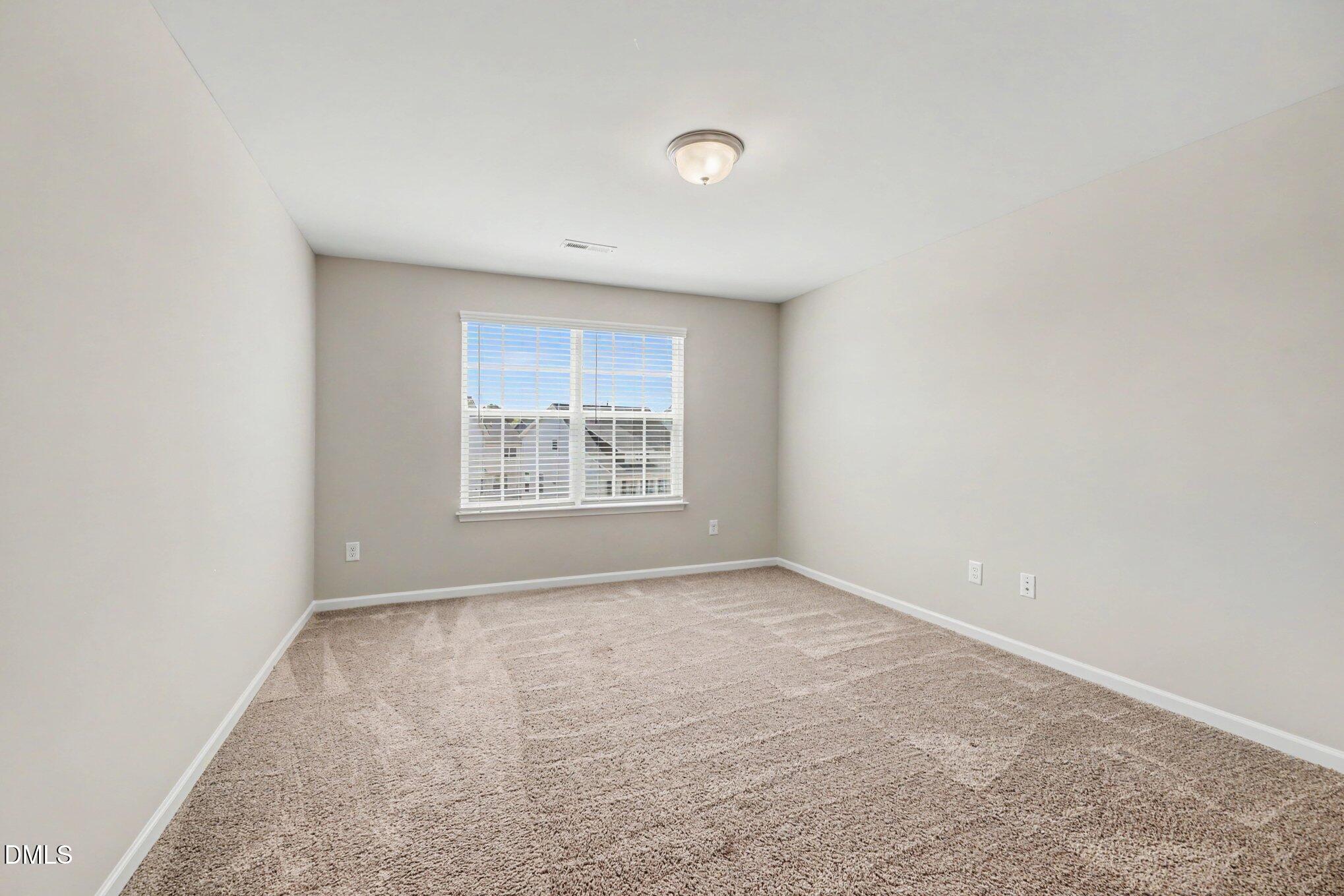 2238 Campbell Loop Property Photo 11
