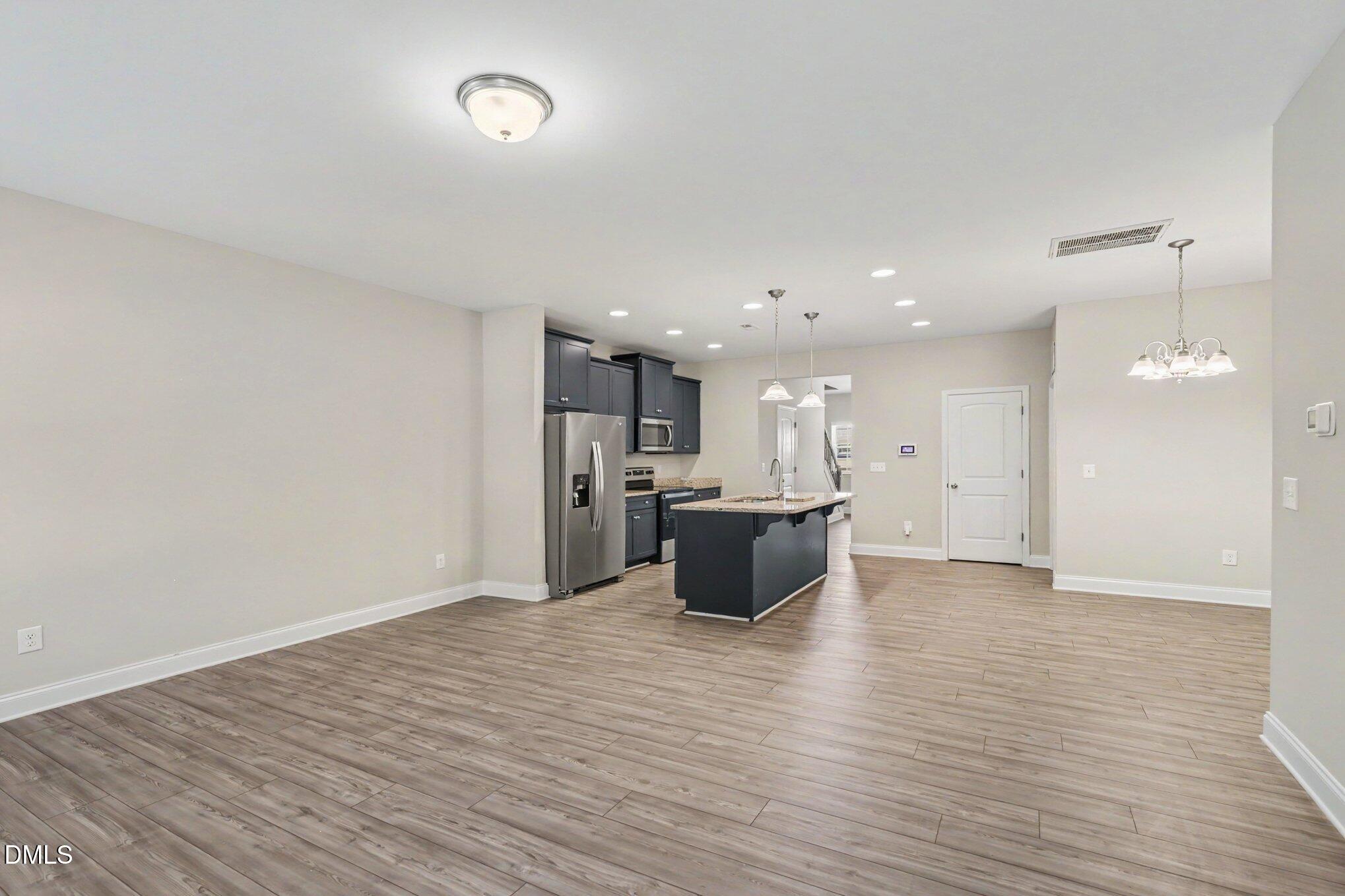 2238 Campbell Loop Property Photo 17