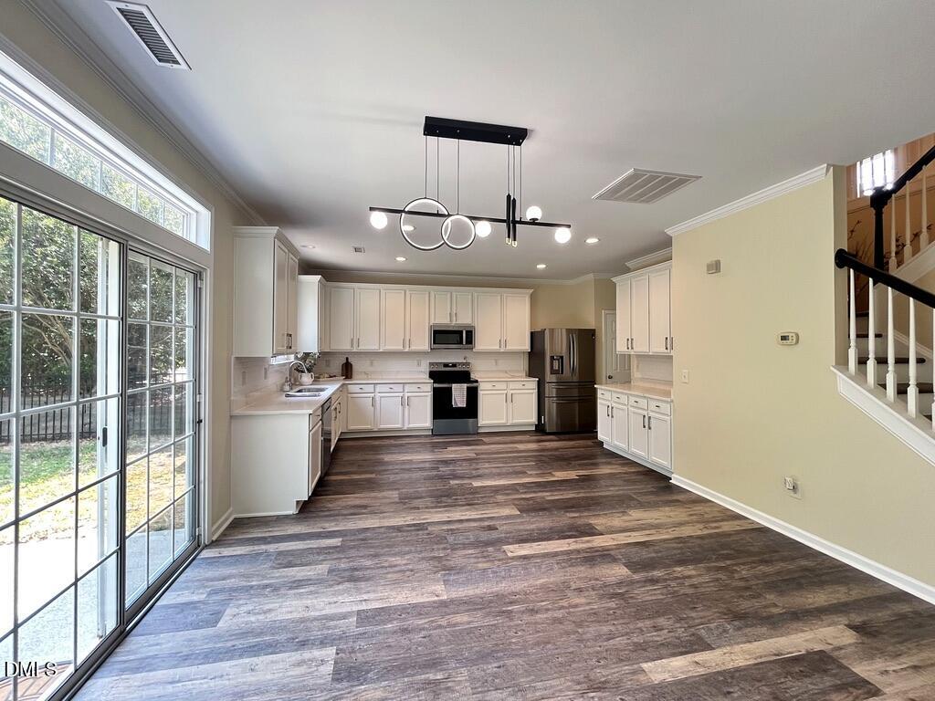 239 Northlands Drive Property Photo 14