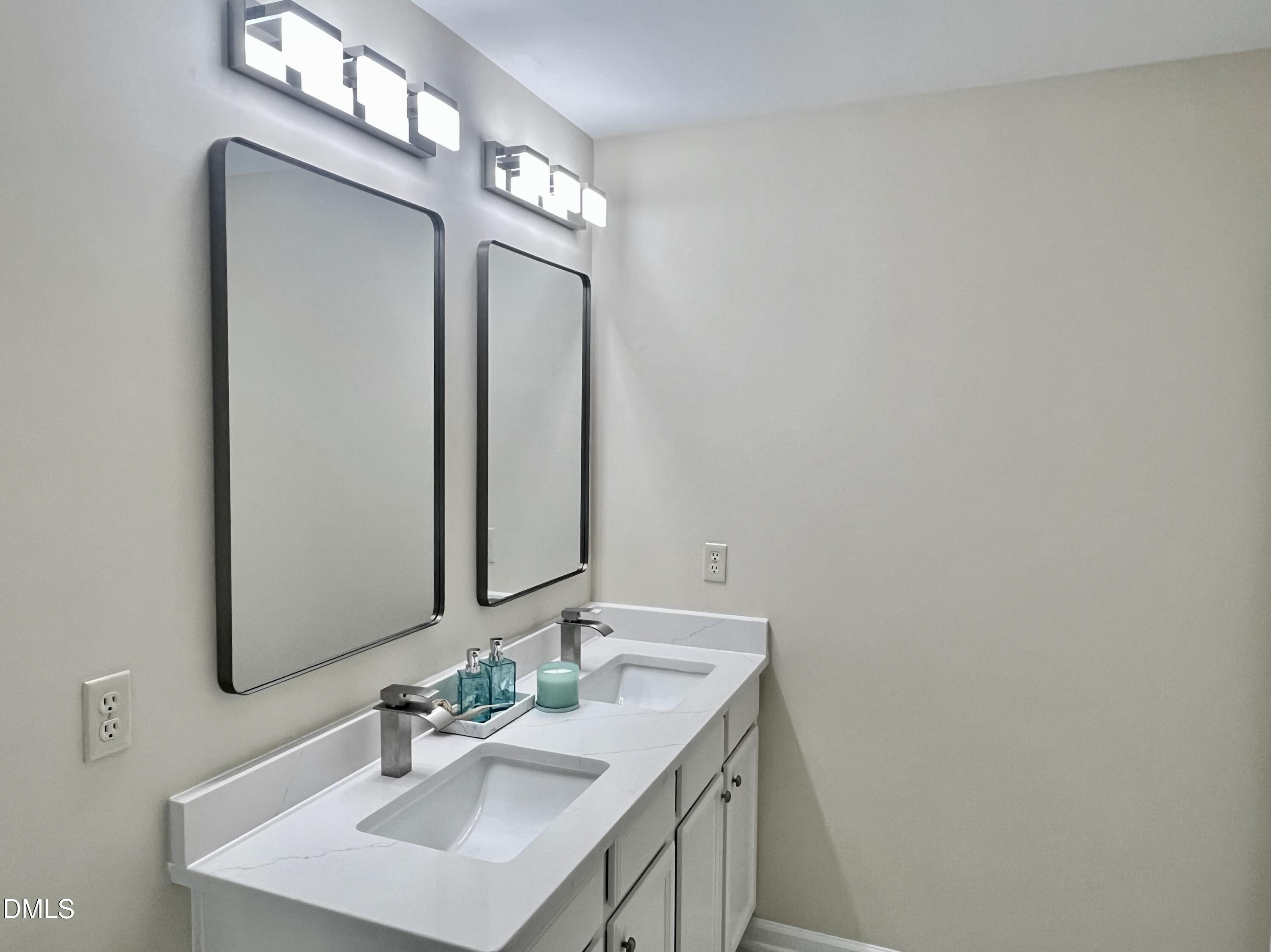 239 Northlands Drive Property Photo 33