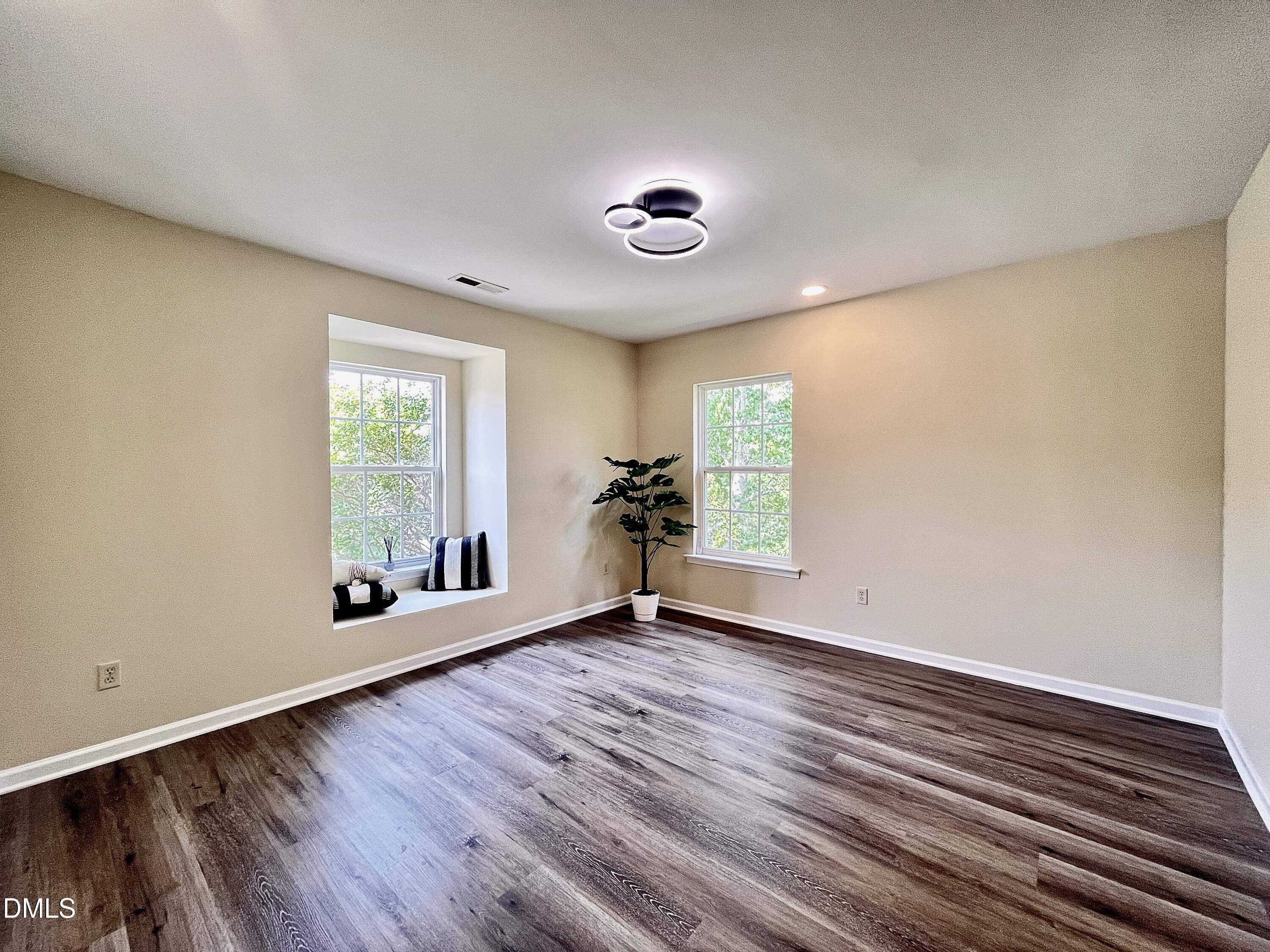 239 Northlands Drive Property Photo 37