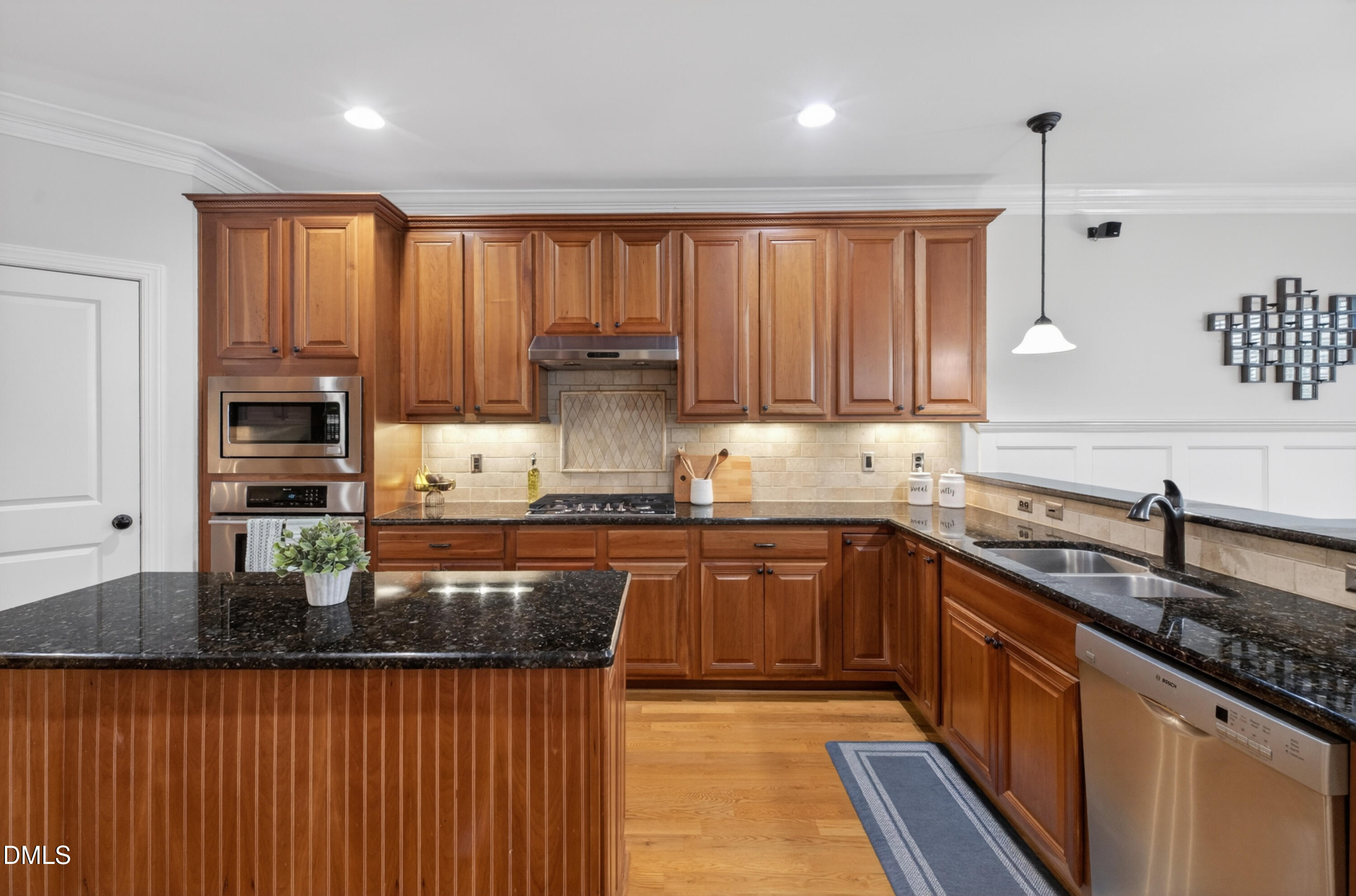 7028 Talton Ridge Drive Property Photo 13