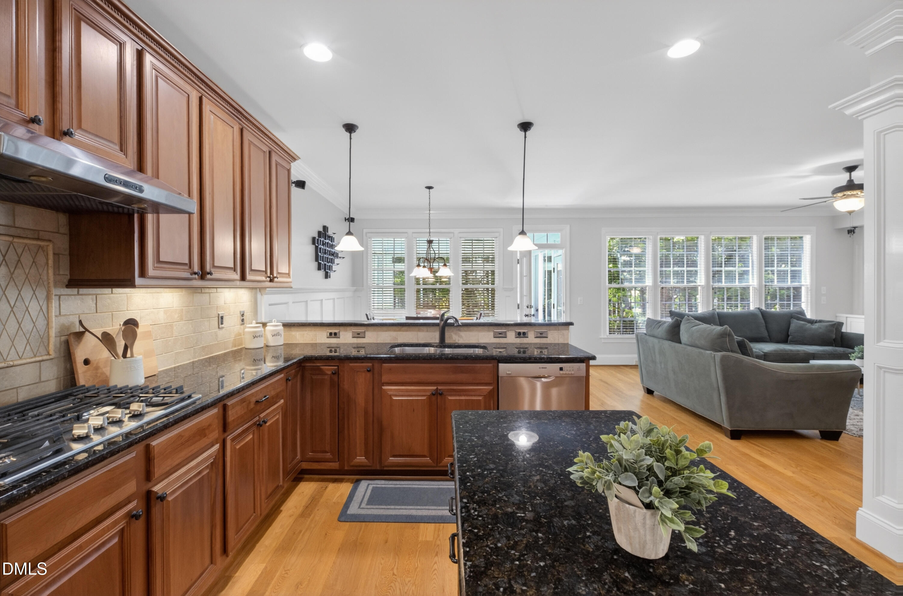 7028 Talton Ridge Drive Property Photo 14