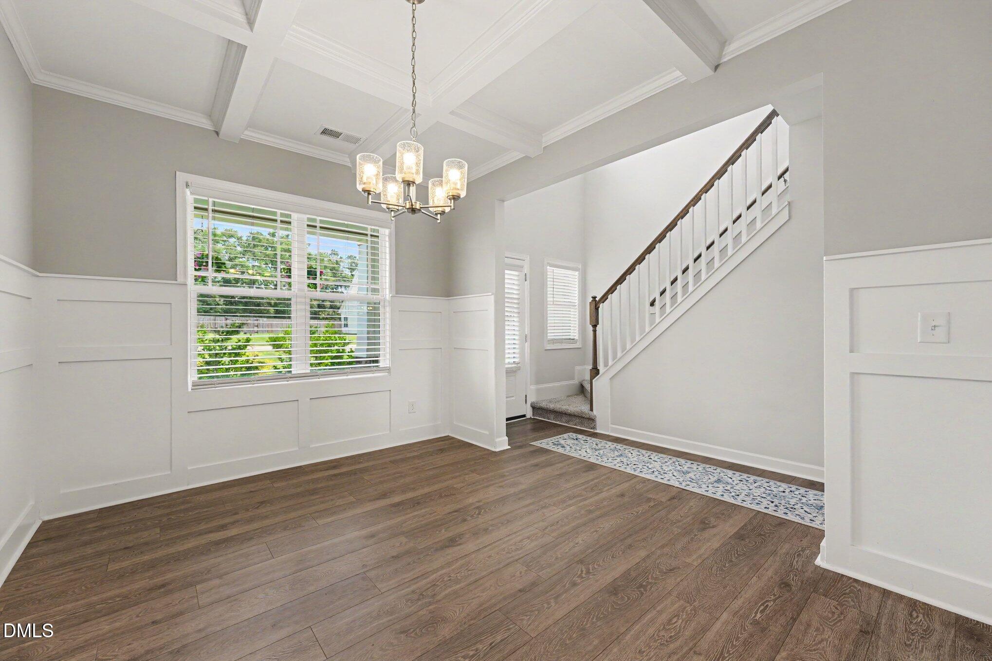 96 Looping Horse Circle Property Photo 6
