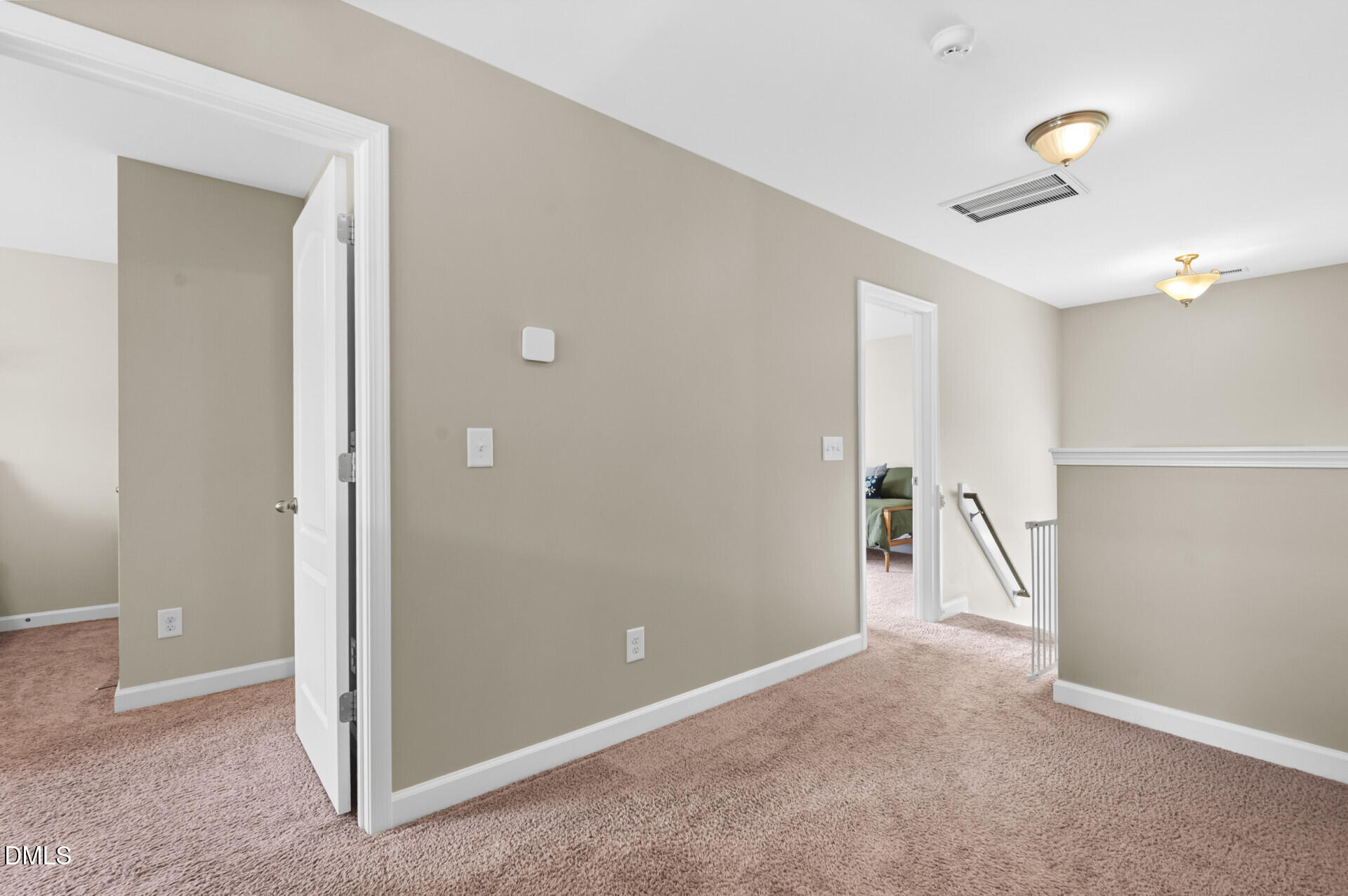 83 Sunbury Court Property Photo 31
